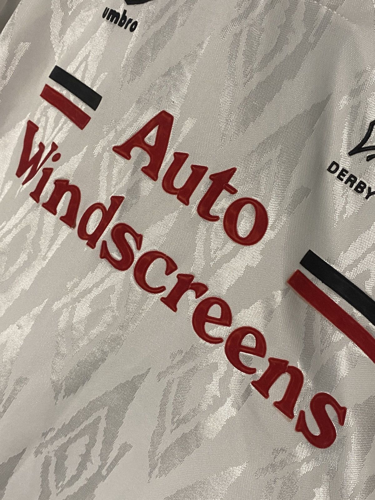 Umbro Retro Derby County Umbro Soccer Jersey 1991/93 Home Football Size US XL / EU 56 / 4 - 7 Thumbnail