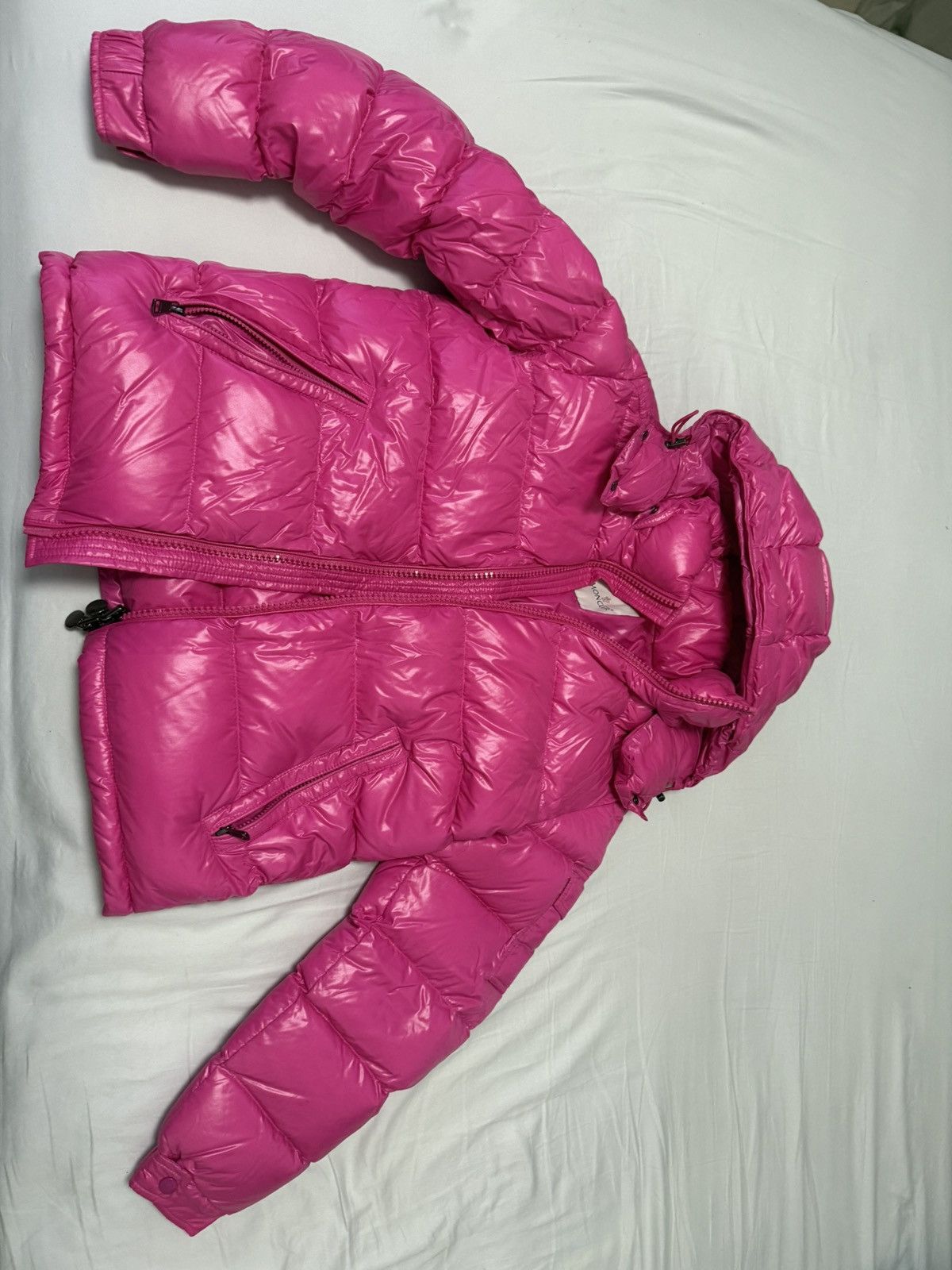 Moncler Moncler Pink Puffer Jacket Hooded Glossy Down Coat Size S / US 4 / IT 40 - 1 Thumbnail