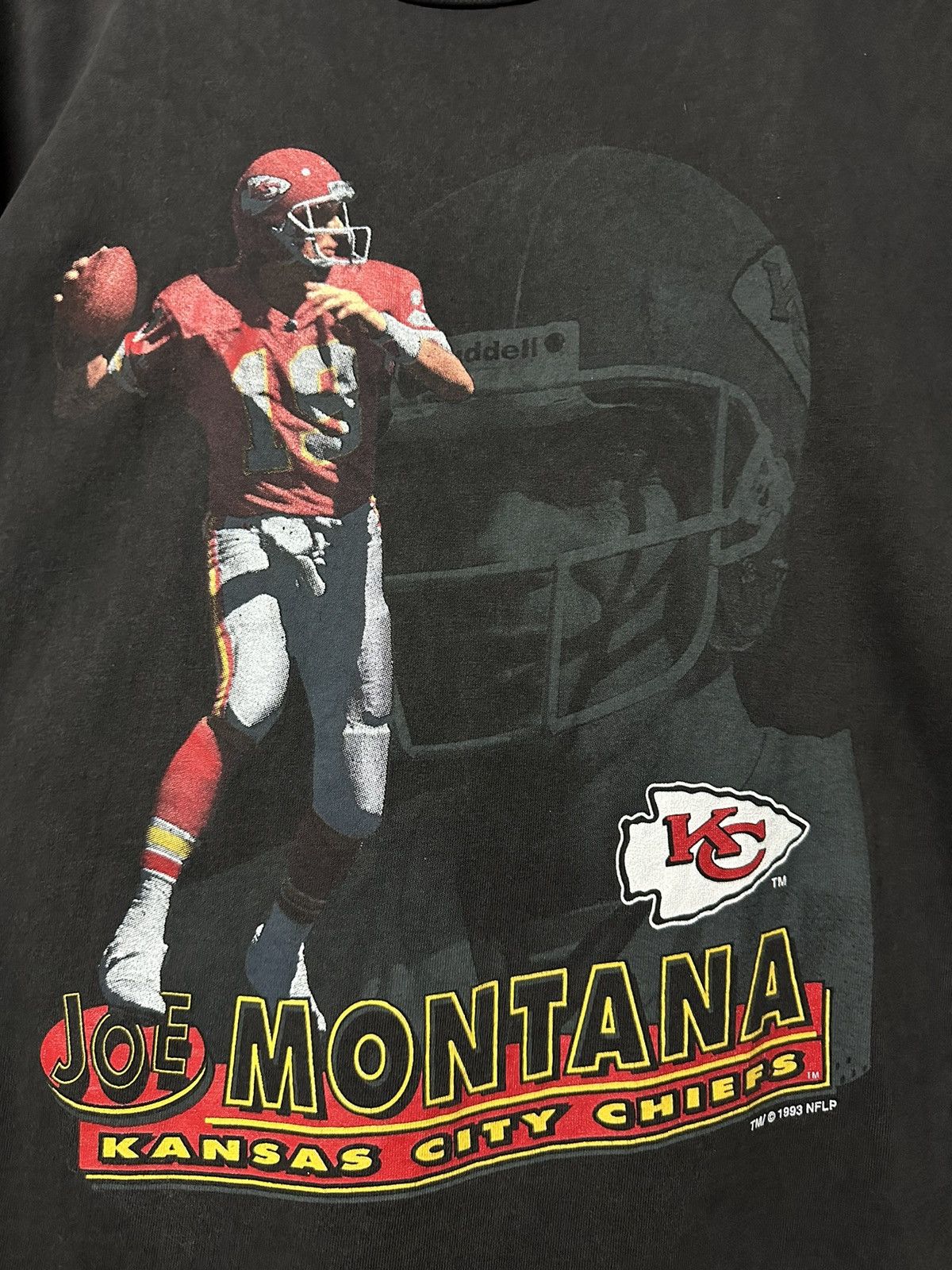 NFL × Salem Sportswear × Vintage Vintage 90s NFL Joe Montana Big Face Faded Tee Size US L / EU 52-54 / 3 - 2 Thumbnail