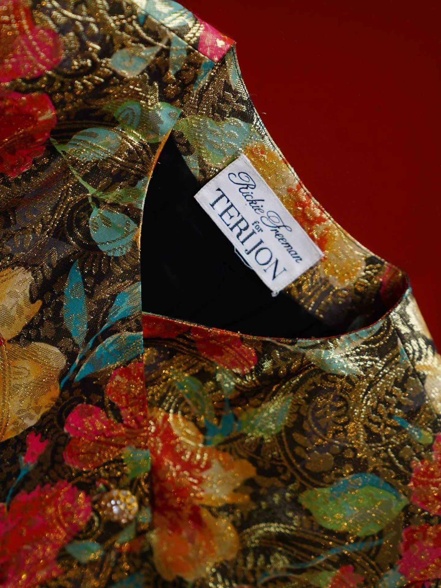 Vintage Vintage Terry John Silk Gold Thread Asymmetric Blazer L Size L / US 10 / IT 46 - 9 Thumbnail