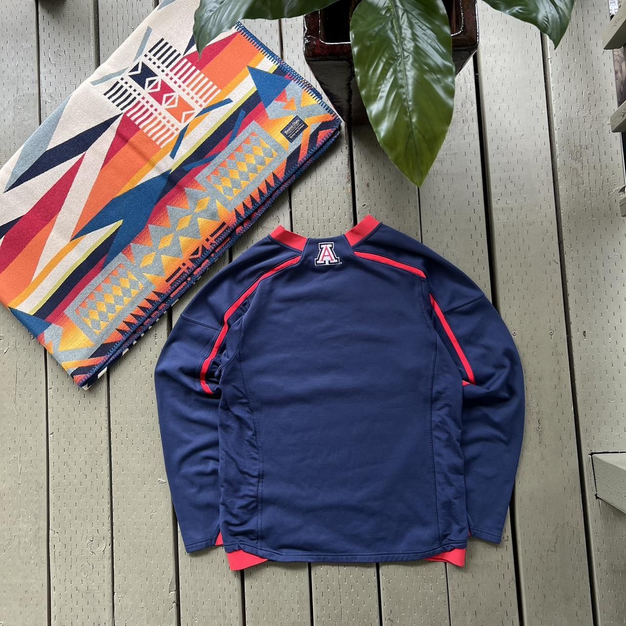Nike Vintage Nike Center Swoosh Arizona Wildcats Sweatshirt Size US XL / EU 56 / 4 - 4 Thumbnail