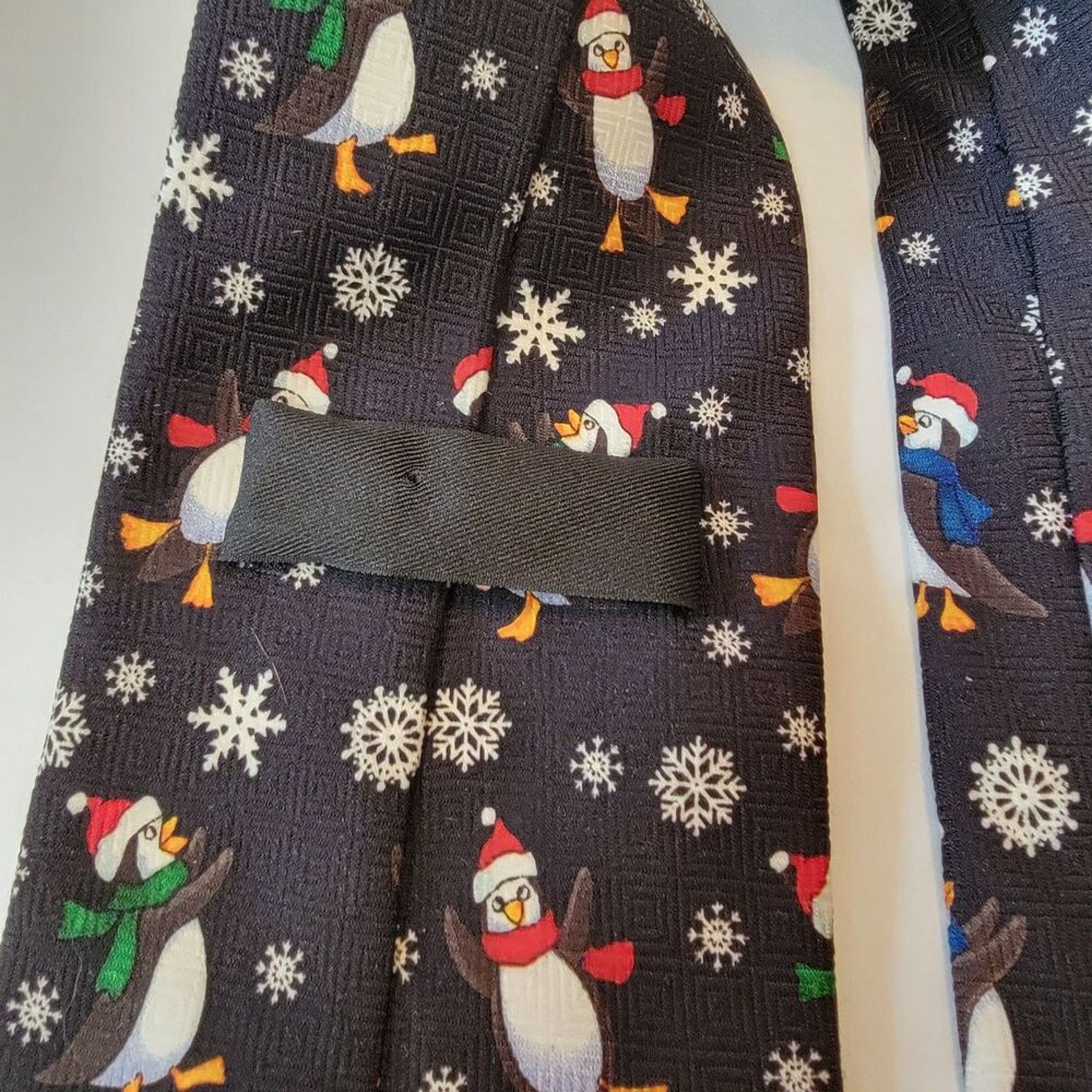Other Penguins Christmas Tie (no brand) Black w/Snowflakes Size ONE SIZE - 4 Thumbnail