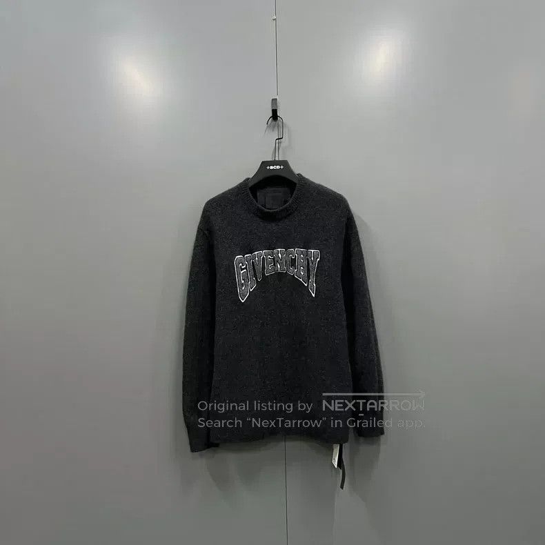 Givenchy Givenchy Black and Grey Embroidered Logo Knitwear XXL Size Size US XXL / EU 58 / 5 - 1 Thumbnail