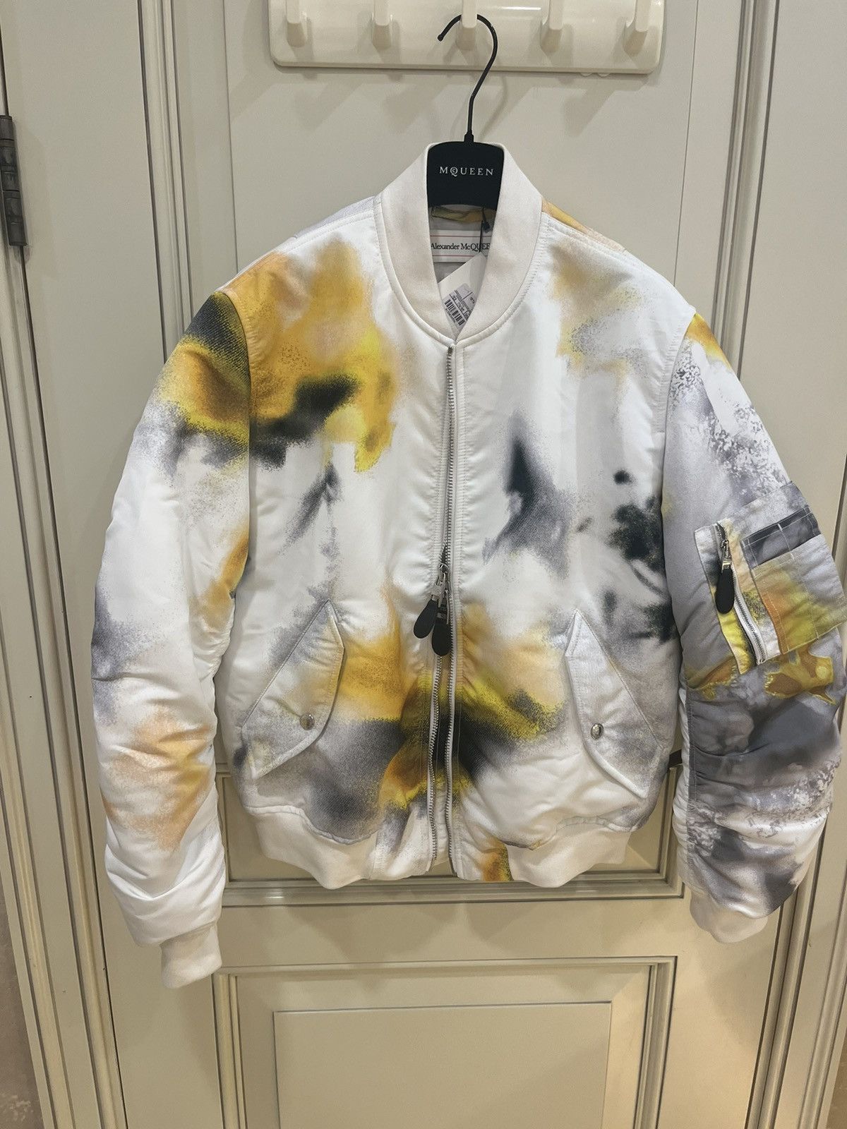 Alexander McQueen Obscured flower padded bomber jacket size 48 Size US M / EU 48-50 / 2 - 21 Thumbnail