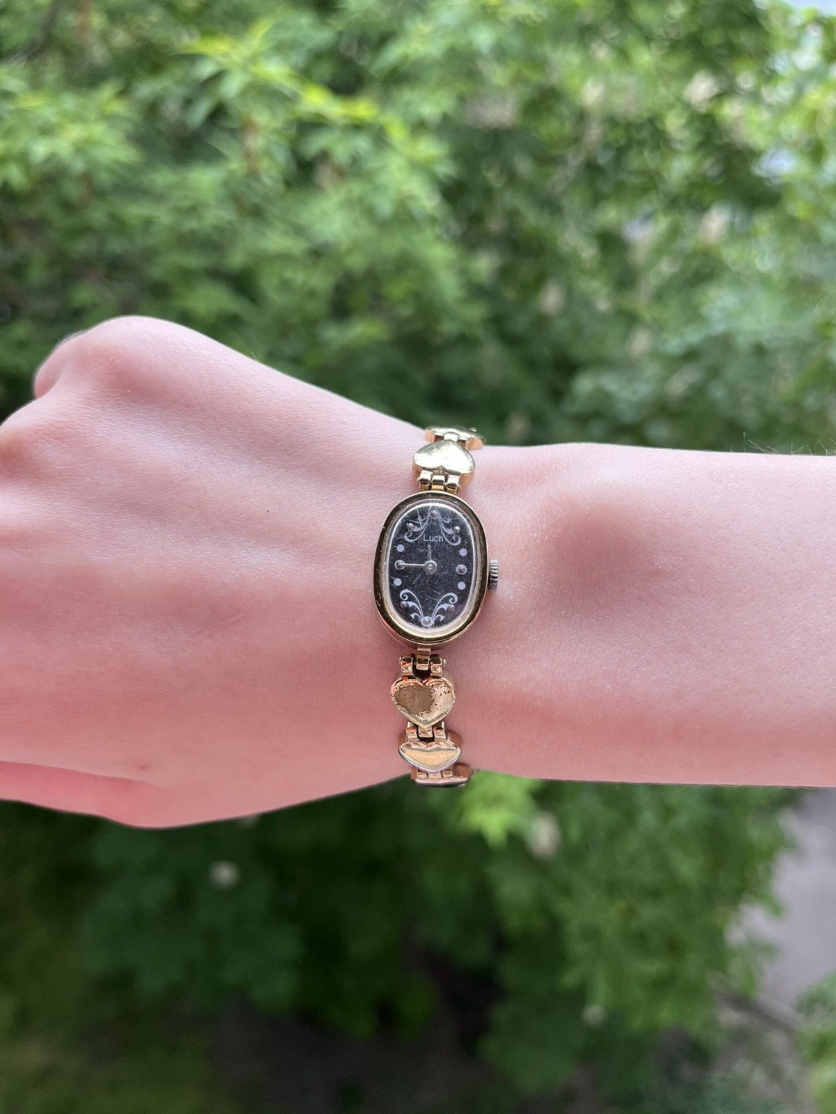 Jewelry × Vintage Vintage Luch Watch with Heart Bracelet Size ONE SIZE - 12 Thumbnail