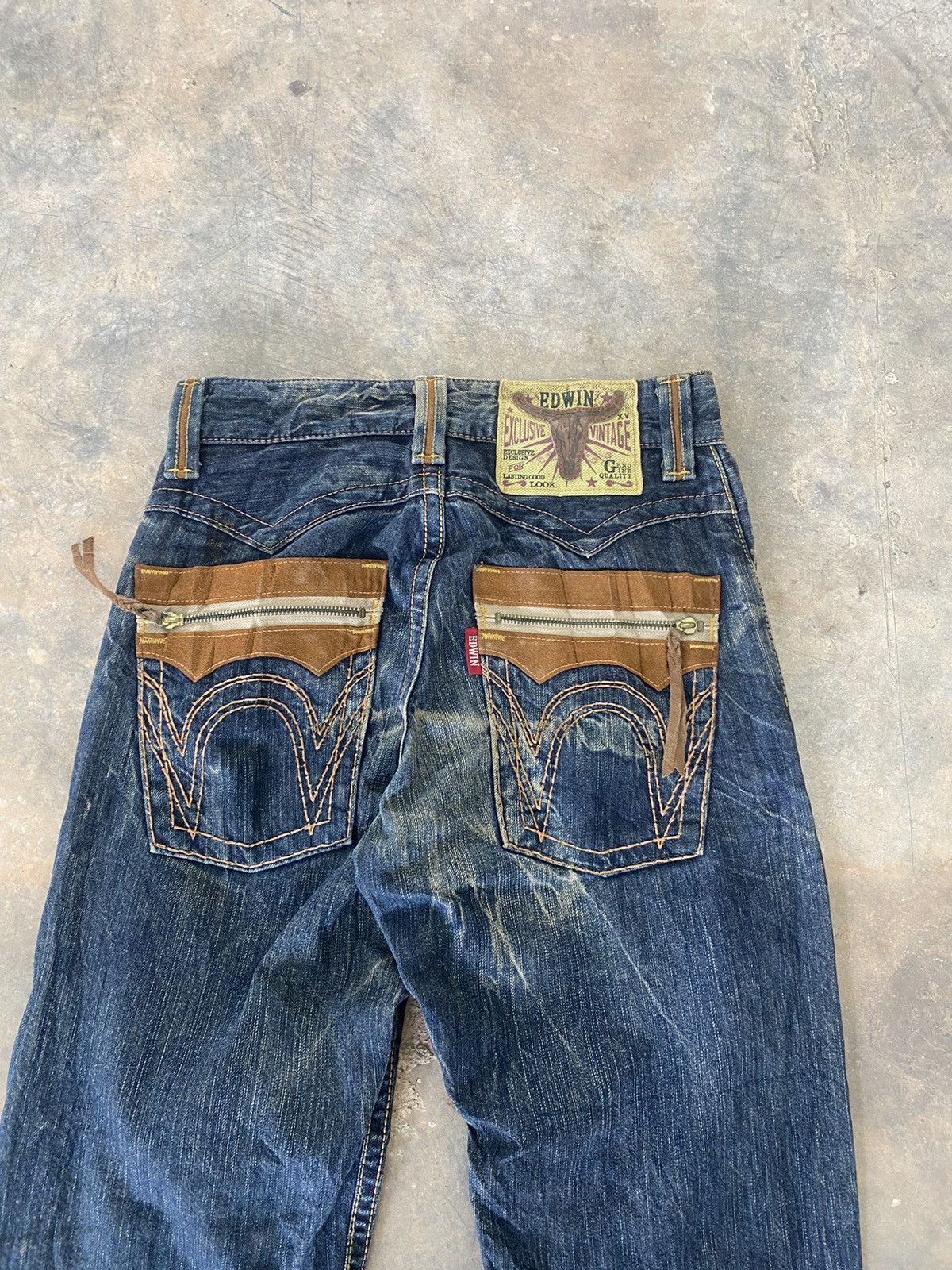 Le Grande Bleu (L.G.B.) Edwin Japan Cowboy Jeans Punk Grunge Mud Wash 90s Size US 29 - 10 Thumbnail