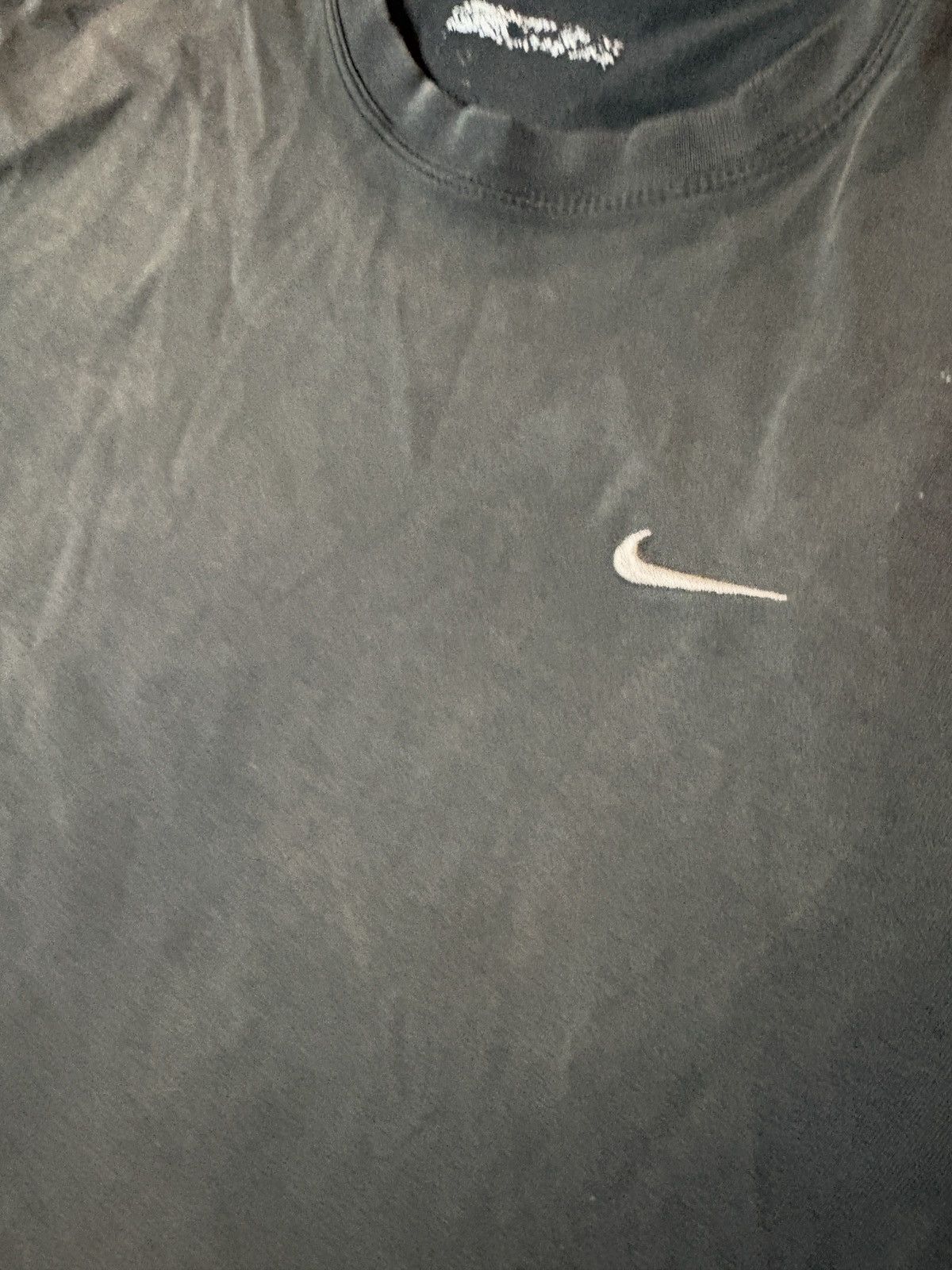 Nike VTG 00’s Nike Y2K Swoosh Logo Tee T-shirt Sun Faded Black Size US L / EU 52-54 / 3 - 2 Thumbnail