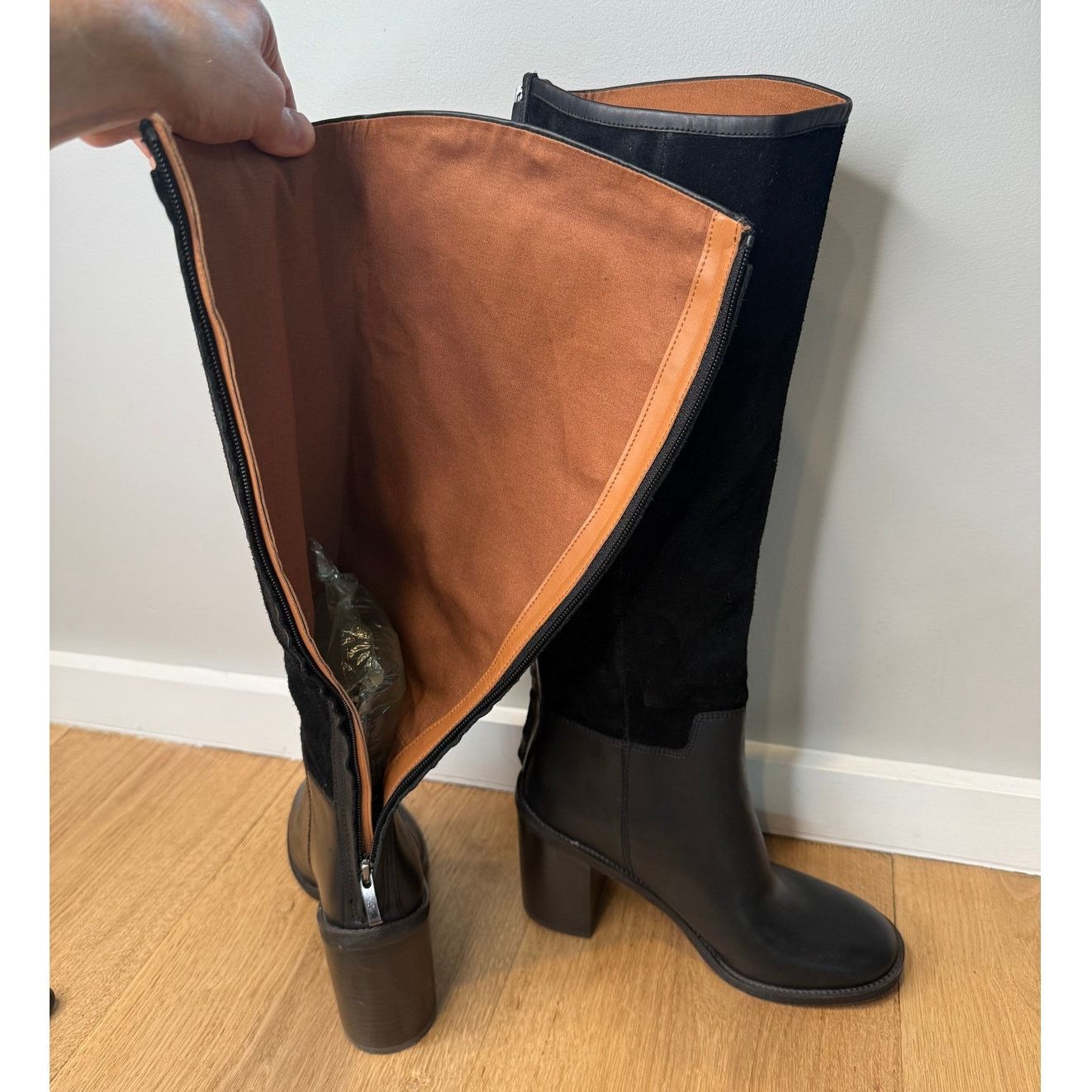 Franco Sarto NEW Franco Sarto Rivettall Suede Knee-High Riding Boots Size US 7 / IT 37 - 8 Thumbnail