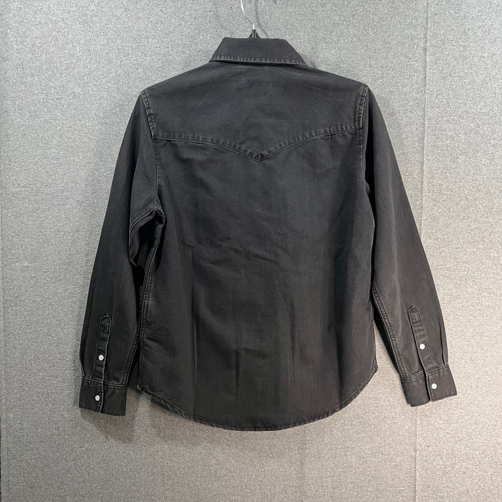 Levi's Levi's Women's The Ultimate Western Shirt, Black, Small Size S / US 4 / IT 40 - 2 Thumbnail