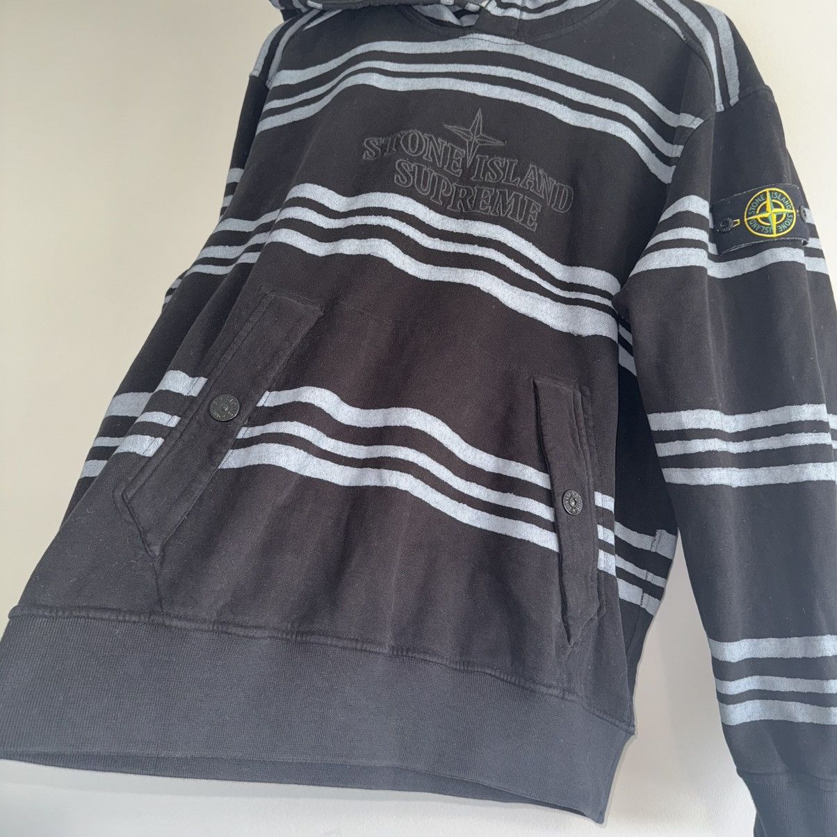 Stone Island × Supreme Supreme Stone Island “Warped Stripe” Pullover Hoodie Size US M / EU 48-50 / 2 - 3 Thumbnail