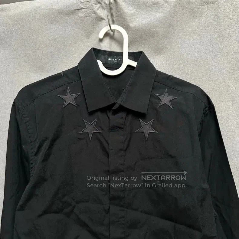 Givenchy GIVENCHY Black Shirt with Star Embroidery. Size US M / EU 48-50 / 2 - 2 Thumbnail