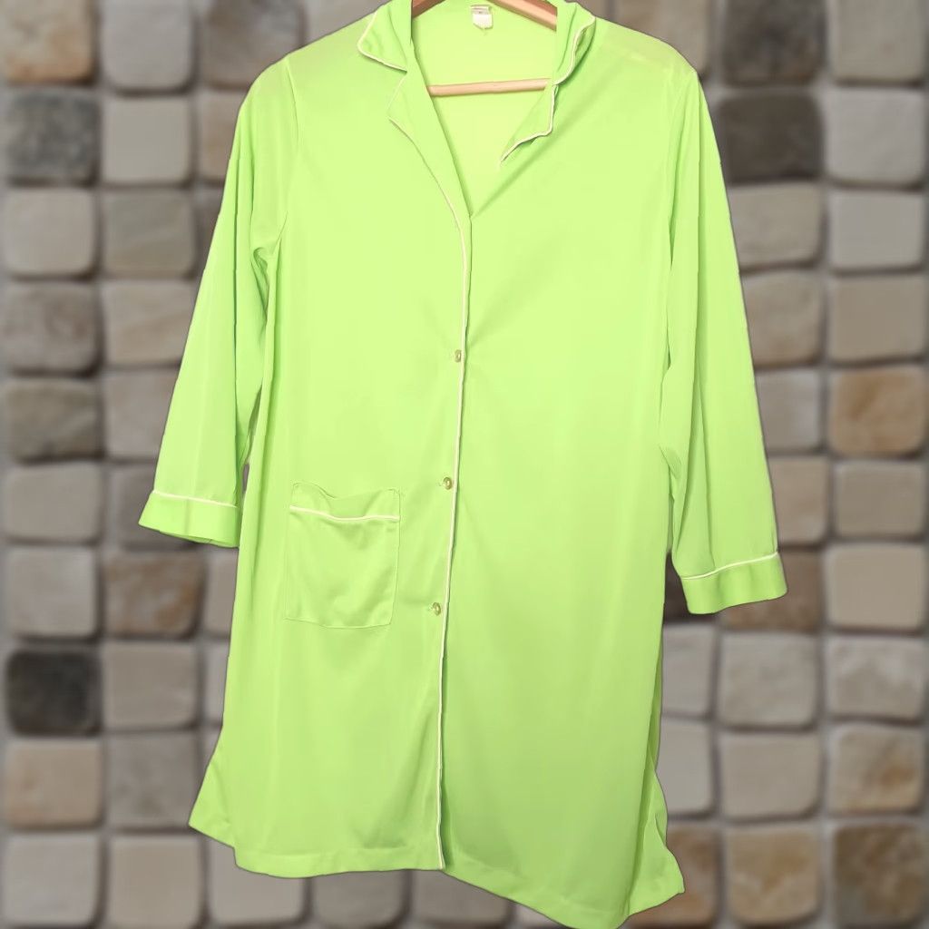 Vintage VINTAGE Unbranded Nightgown Women’s Large Green Nylon Button-Up Knee-Length Flaws Size ONE SIZE - 1 Thumbnail
