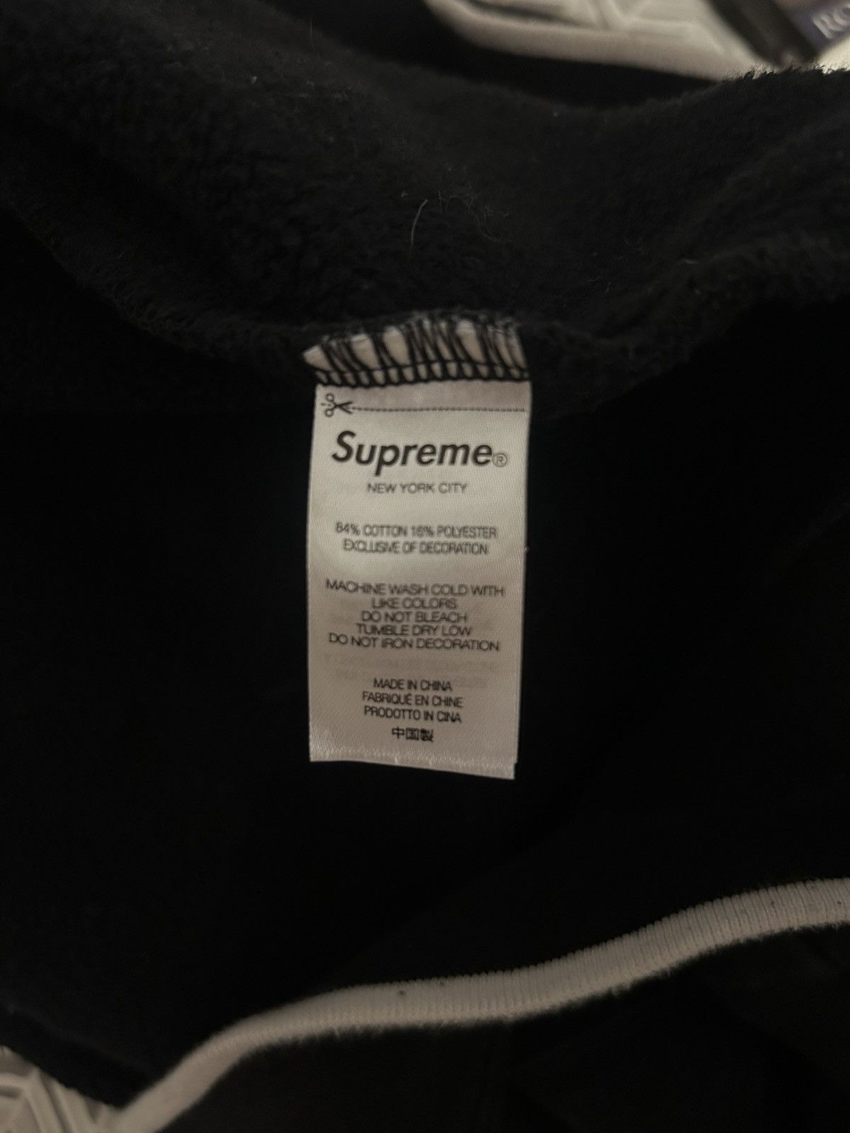 Supreme Supreme black crewneck Size US L / EU 52-54 / 3 - 6 Thumbnail