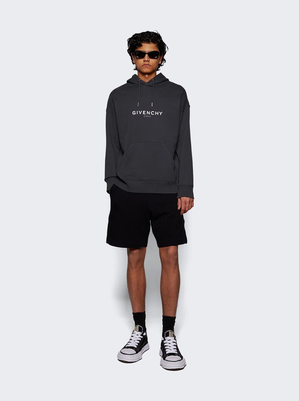 Givenchy o1mle0226 New Board Shorts in Black Size US 36 / EU 52 - 2 Thumbnail