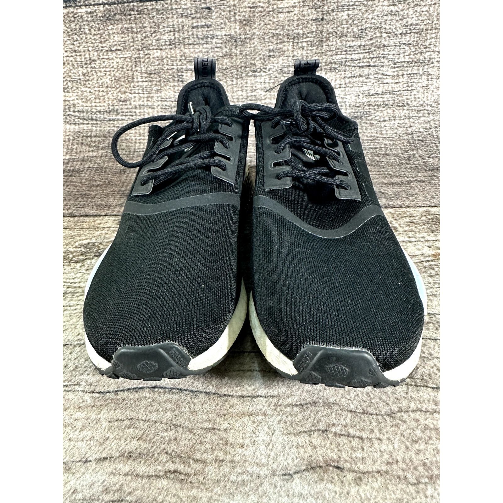 Adidas Adidas Women's NMD R1 Parley Magic Mauve Black Running Shoes Size US 10 / IT 40 - 2 Thumbnail