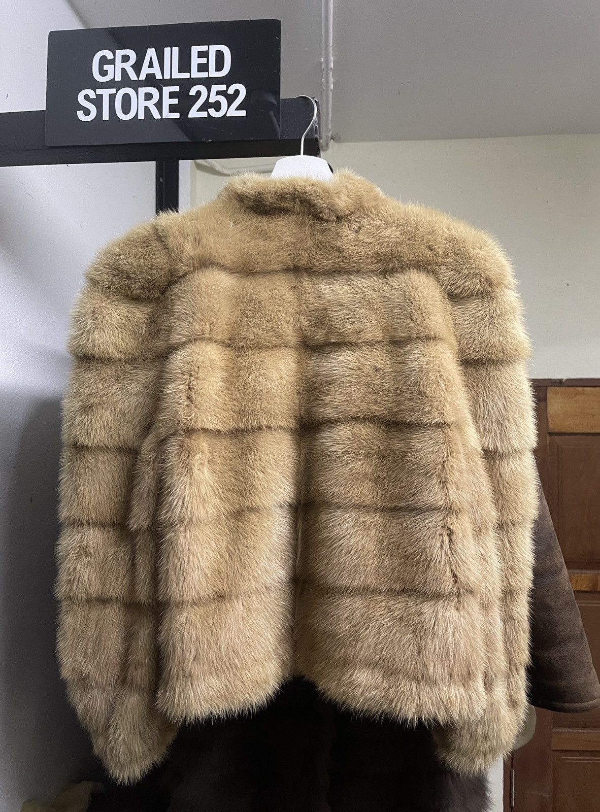 Sagafurs Vintage Emba Elegance Saga Fox Fur Jacket Size M / US 6-8 / IT 42-44 - 4 Thumbnail