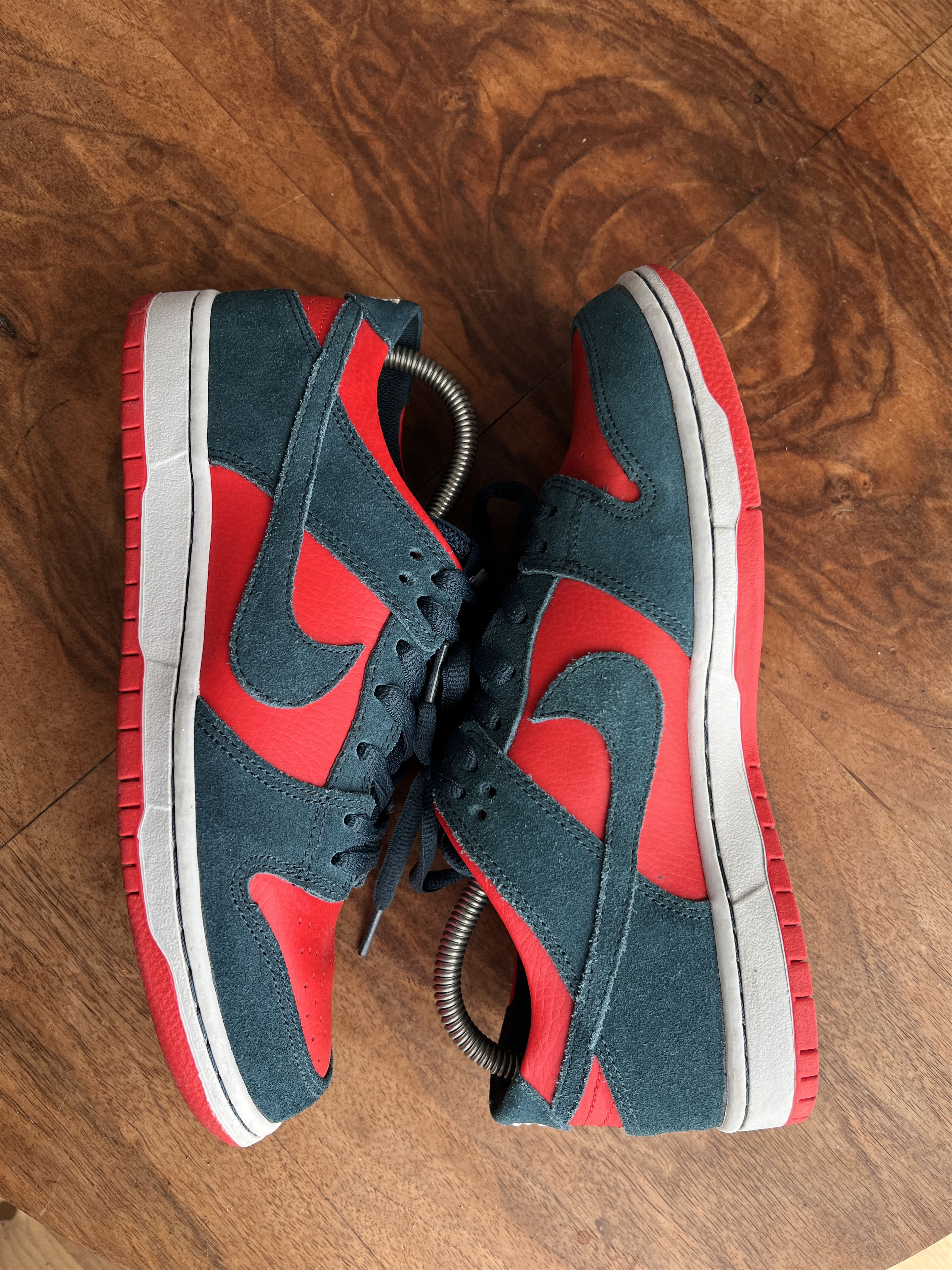 Nike SB Rare! Nike SB Zoom Dunk Low Reverse Shark sneakers shoes Size US 9 / EU 42 - 1 Thumbnail