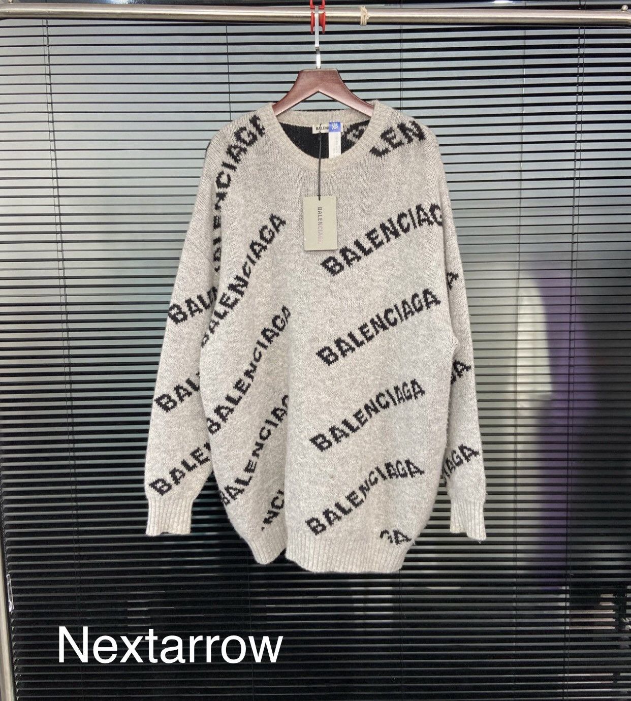 Balenciaga Balenciaga printed bullet twill letter grey knitted sweater Size US S / EU 44-46 / 1 - 1 Thumbnail