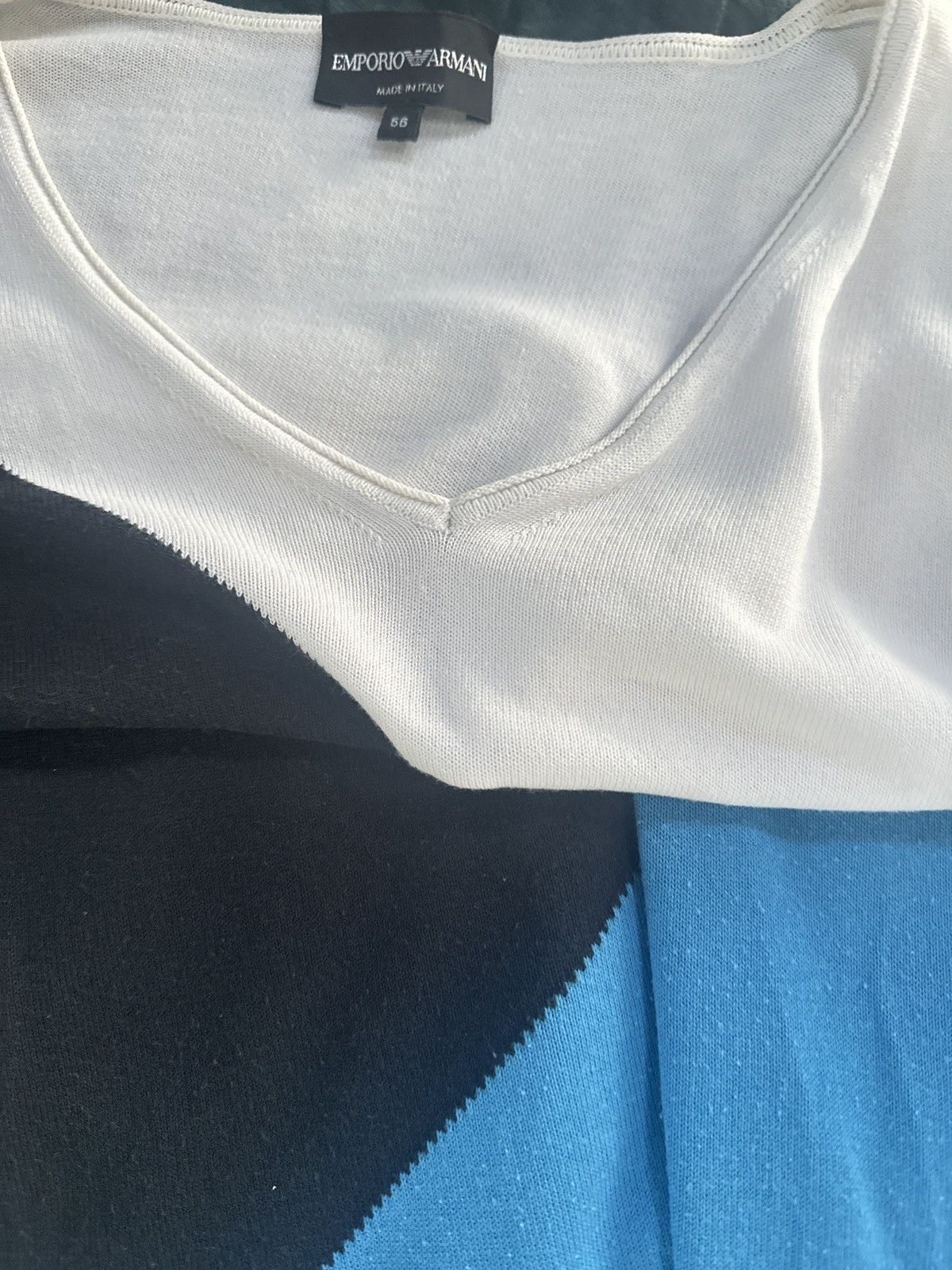 Emporio Armani NWT Emporio Armani V-Neck Pullover/Sweater Made in Italy Size US XL / EU 56 / 4 - 3 Thumbnail