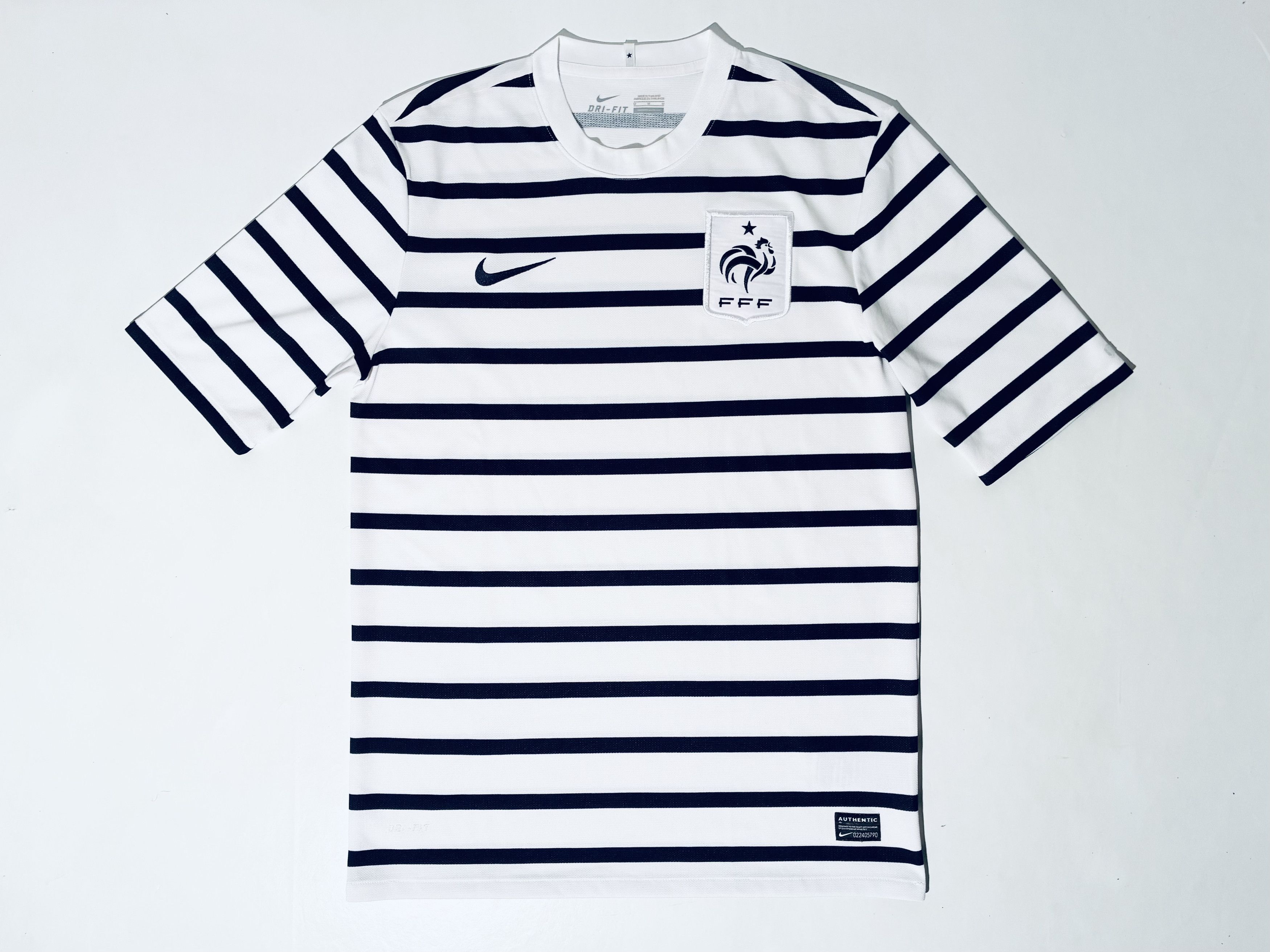 Karl Lagerfeld France Away Shirt Jersey 2011 / 2012 Lagerfeld Size US M / EU 48-50 / 2 - 4 Thumbnail
