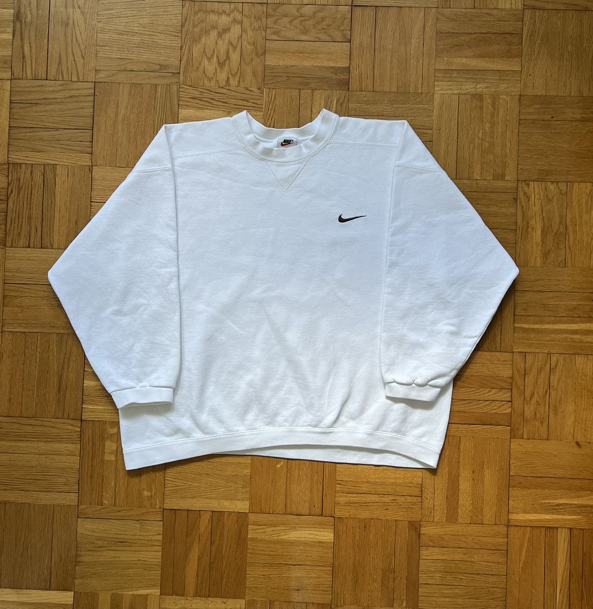 Nike × Vintage Sweatshirt Nike Vintage 80’s 90’s Boxy Fit 61x63 cm Size US M / EU 48-50 / 2 - 1 Thumbnail