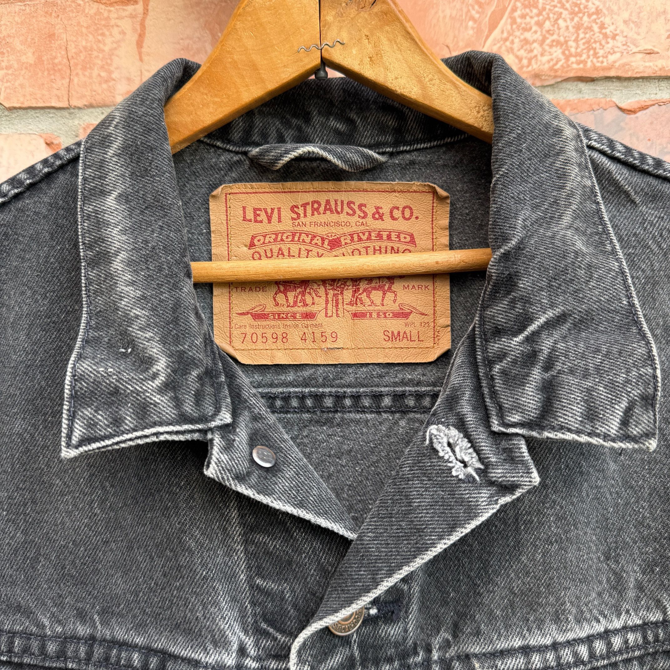 Levi's Vintage Levis Black Denim Jacket 70598 Size US S / EU 44-46 / 1 - 3 Thumbnail