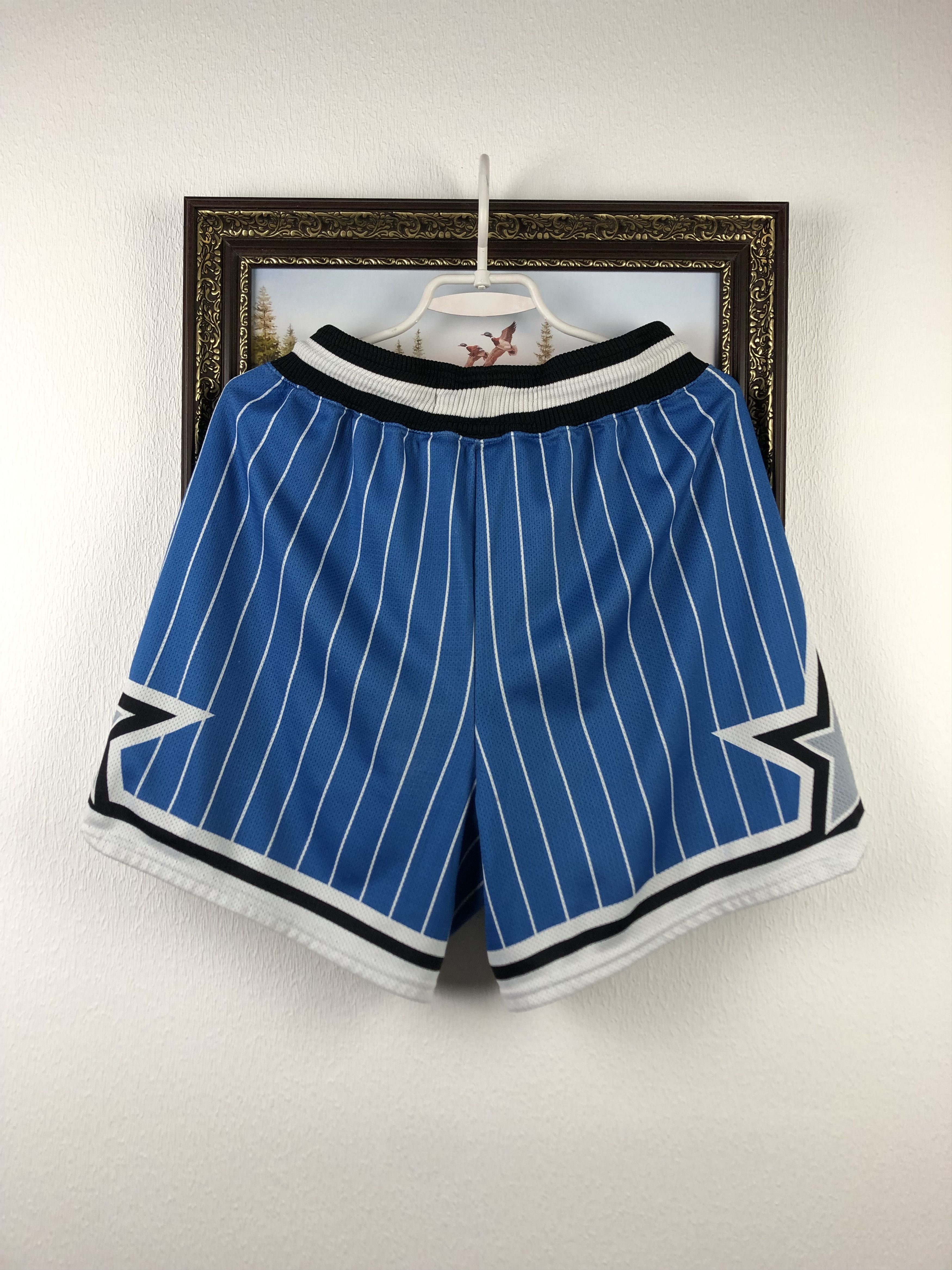 NBA Vintage Orlando Magic Champion Shorts NBA Mens Rare Size US 34 / EU 50 - 13 Thumbnail