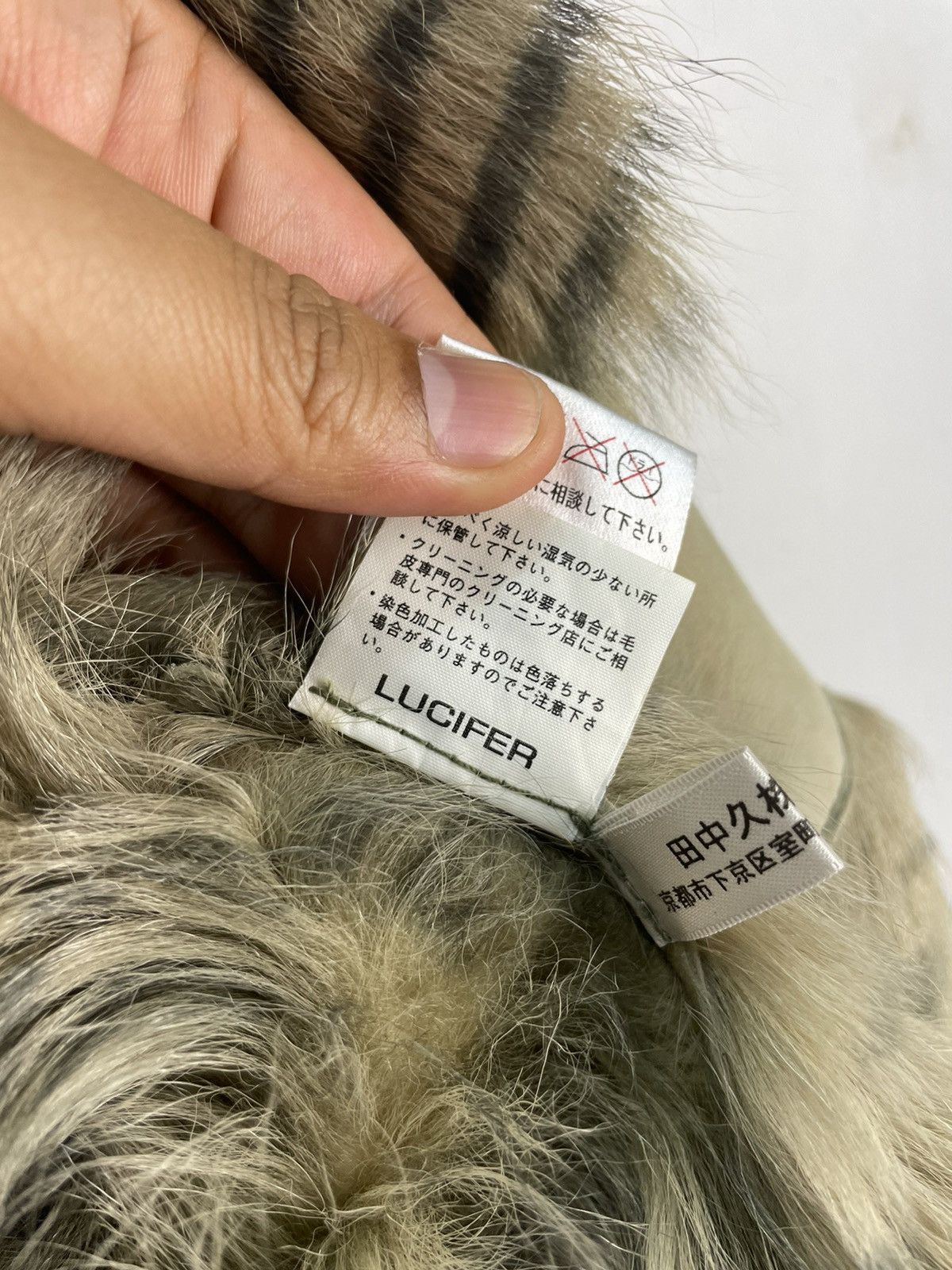 Japanese Brand Vintage Fur Goat Sheepskin Patchwork Vest Jacket Size US M / EU 48-50 / 2 - 5 Thumbnail