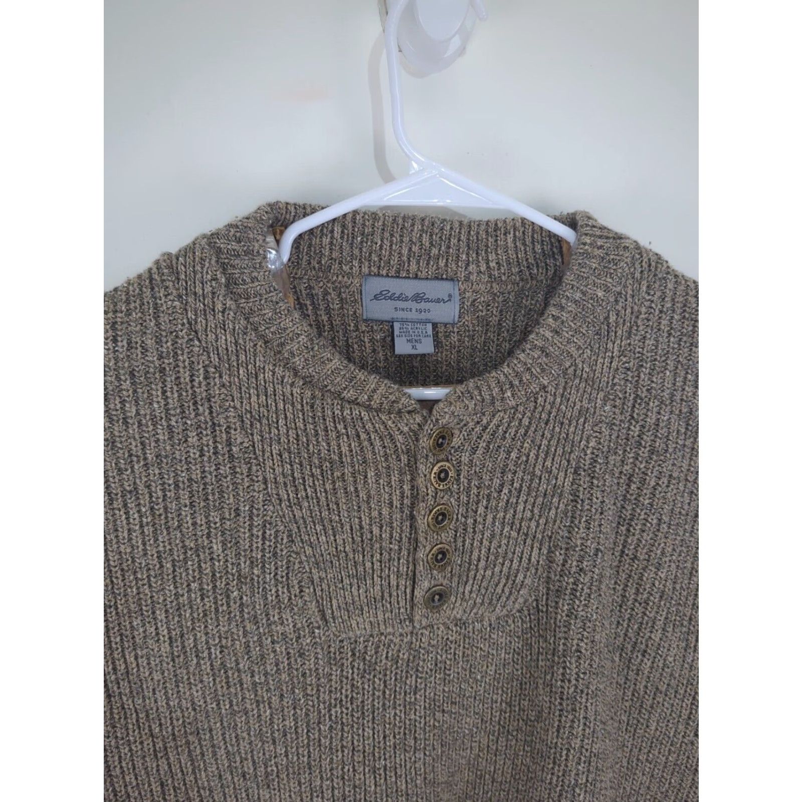 Eddie Bauer VINTAGE Eddie Bauer Sweater Mens XL Henley Knit Made USA 90s Earth Tones Button Beige Mens Size US XL / EU 56 / 4 - 3 Thumbnail