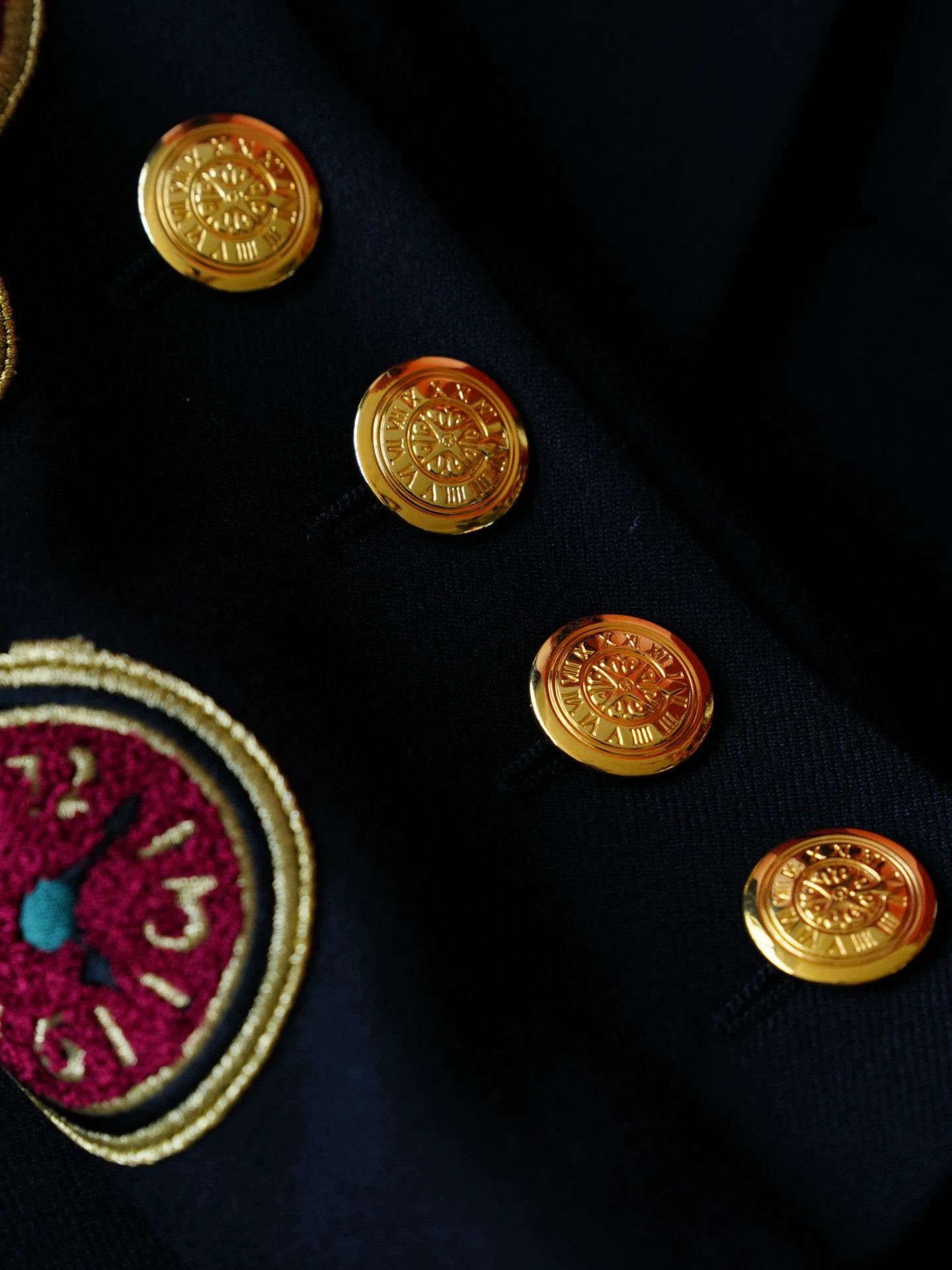 Escada Escada Vintage Wool Black & Gold Clock Embroidered Suit d40 Size S / US 4 / IT 40 - 4 Thumbnail
