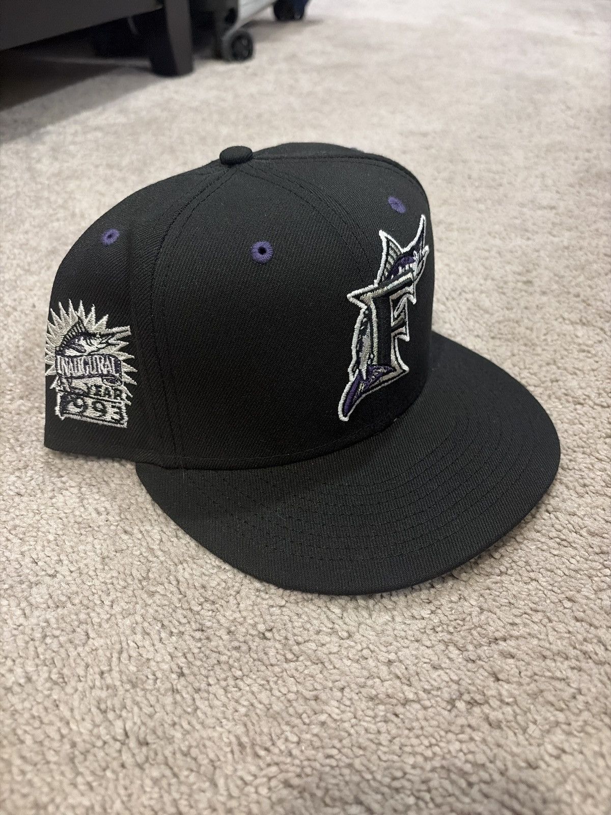New Era Brand New, New Era Florida Marlins Hat Size 7 3/4 Size ONE SIZE - 1 Thumbnail