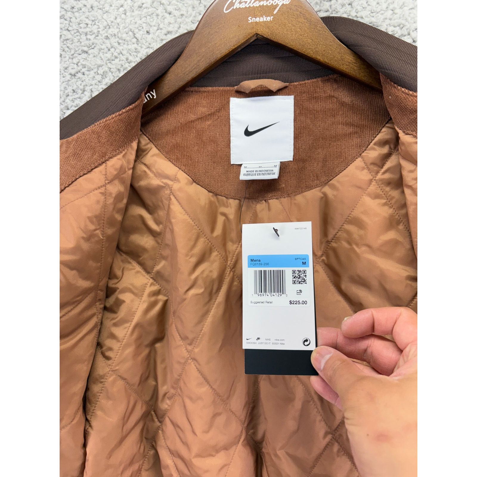 Nike Nike Letterman Varsity Bomber Corduroy Jacket Mens M Brown Size US M / EU 48-50 / 2 - 10 Thumbnail