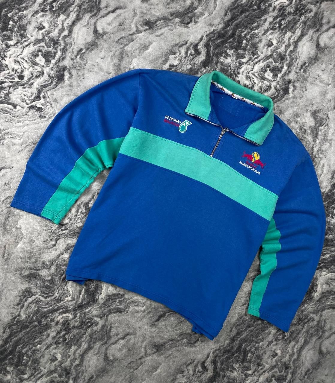 Red Bull Vintage Red Bull Sauber Petronas F1 Team 1/4 Zip Jacket Size US XL / EU 56 / 4 - 1 Thumbnail