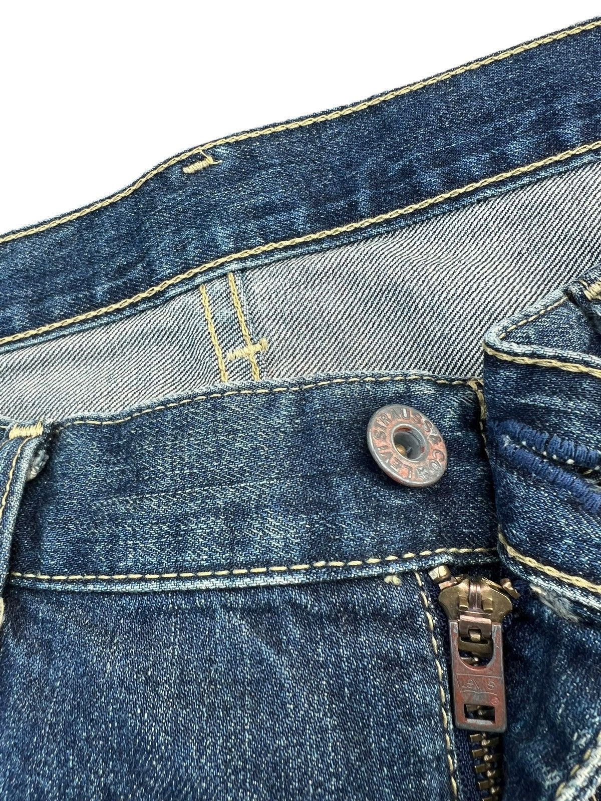 Levi's Vintage 2007 Levi’s 503 Japan Fade Denim Distressed Jeans Size US 36 / EU 52 - 5 Thumbnail