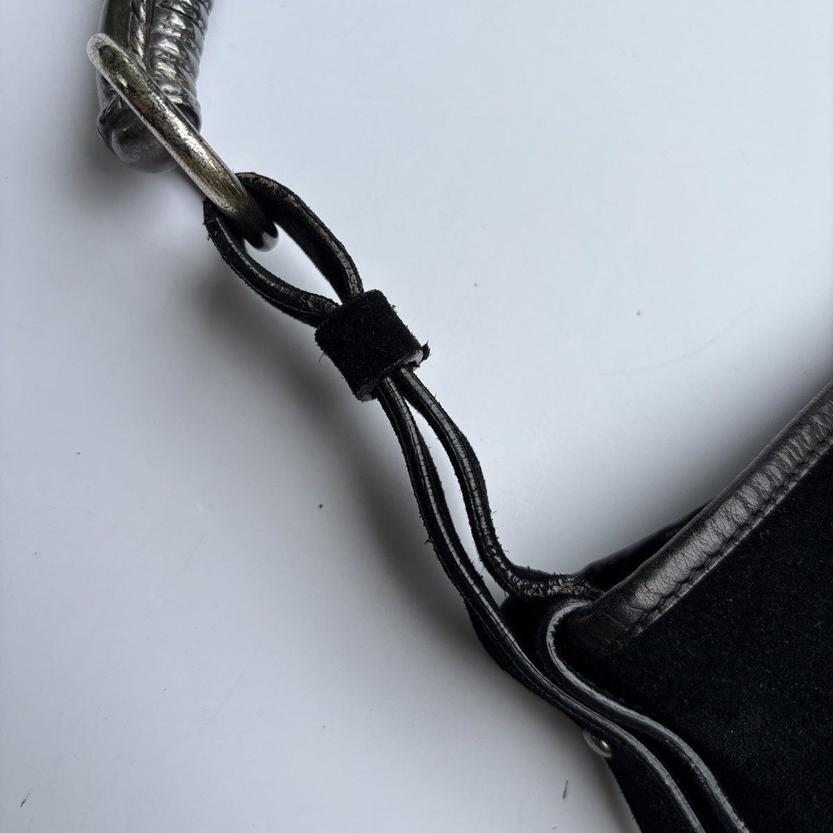 Yves Saint Laurent YVES SAINT LAURENT by Tom Ford Suede MOMBASA HOBO BAG Size ONE SIZE - 18 Thumbnail
