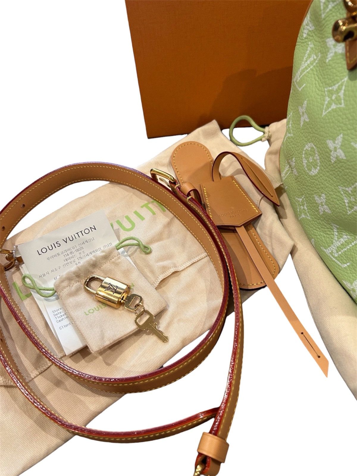 Louis Vuitton Louis Vuitton 40 Speedy P9 Bandouliere Duffel bag Keepall Size 40 - 2 Thumbnail