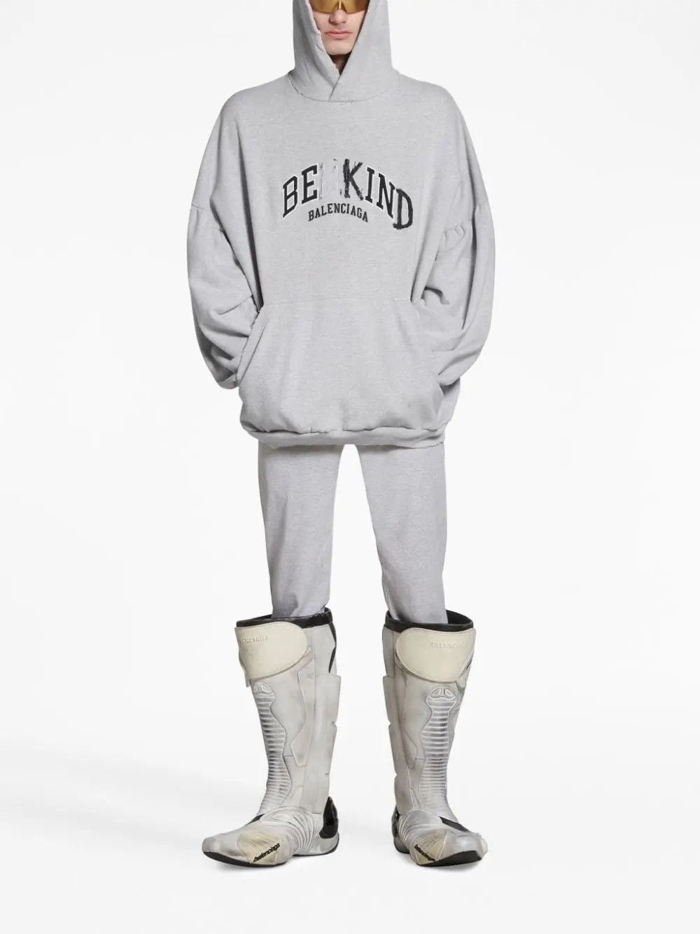 Balenciaga o1mt1gz0125 Be Kind Round Hoodie in Light Grey/Black Size US L / EU 52-54 / 3 - 2 Thumbnail