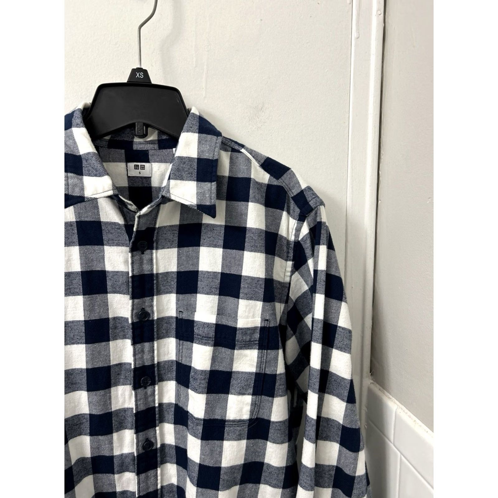 Uniqlo UNIQLO Button-Up Shirt Mens Small Blue Gingham Flannel Long Sleeve L/S Casual Mens Regular Fit Vintage No Size US S / EU 44-46 / 1 - 4 Thumbnail