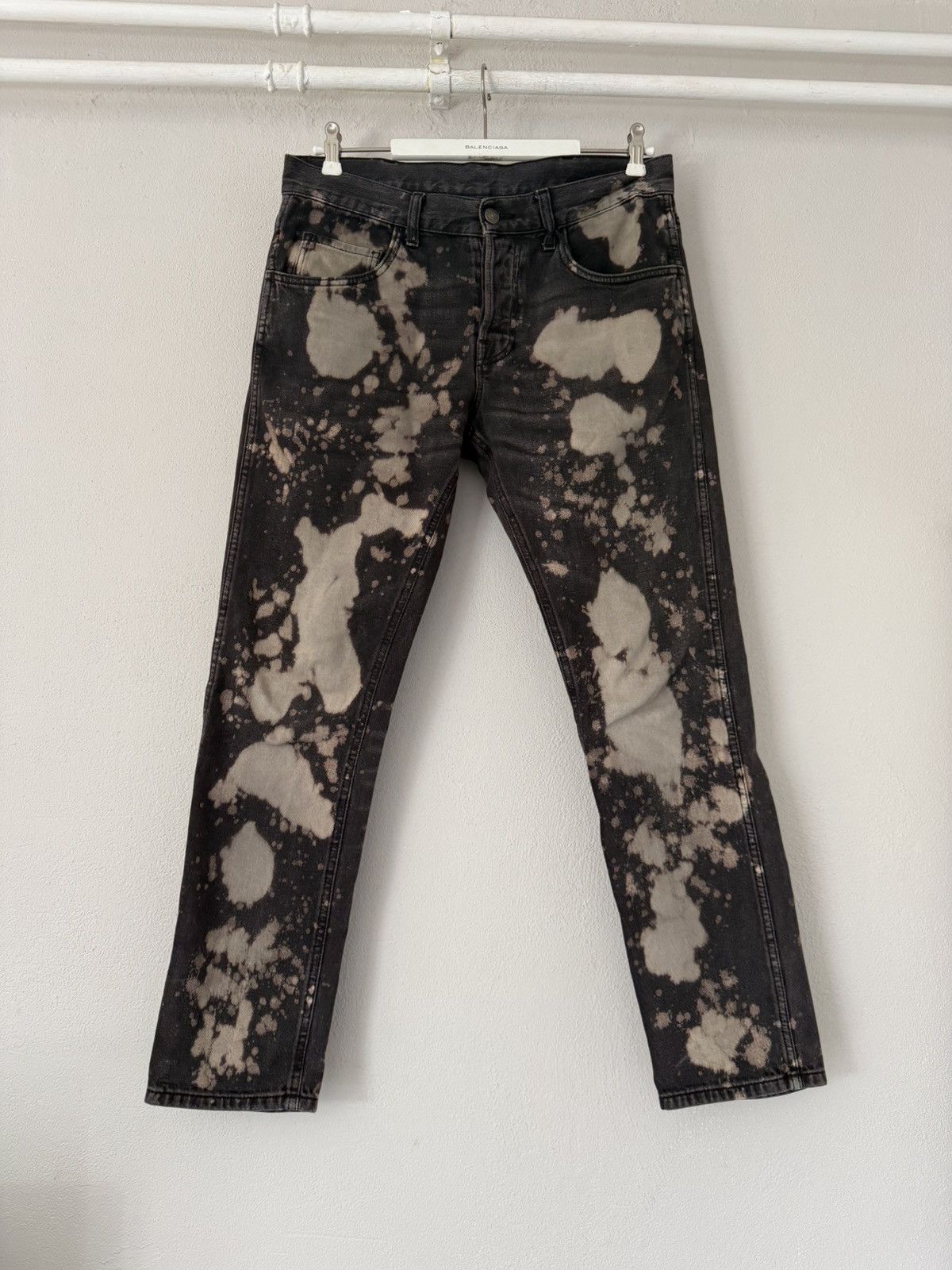Gucci Bleached Black Slim Jeans with Paint Effect Size US 30 / EU 46 - 1 Thumbnail