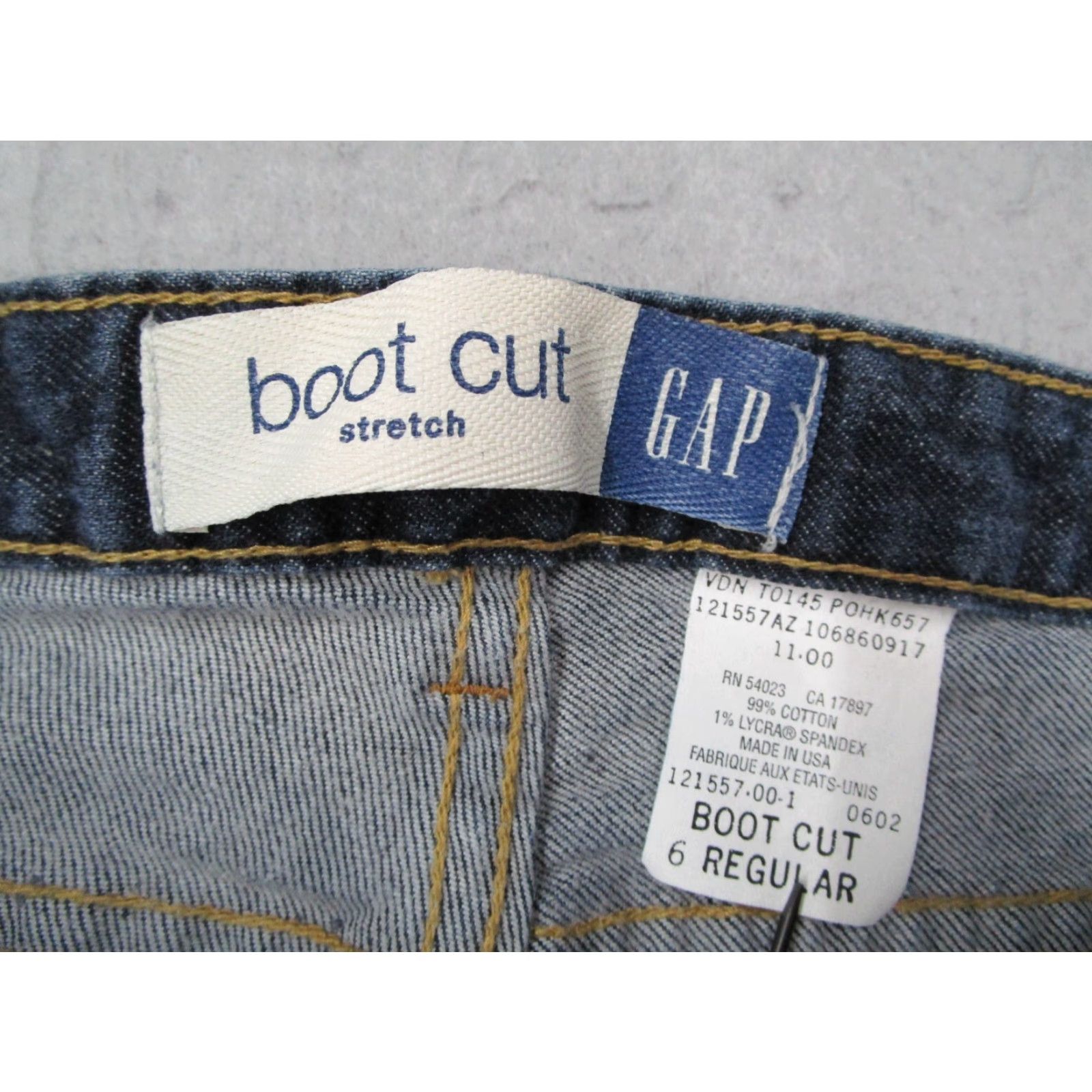 Gap VINTAGE Gap Jeans Women Bootcut Denim 6 Regular Blue Mid Rise 29x30 Dark Wash 5-Pocket Classic Womens Size 28" / US 6 / IT 42 - 2 Thumbnail