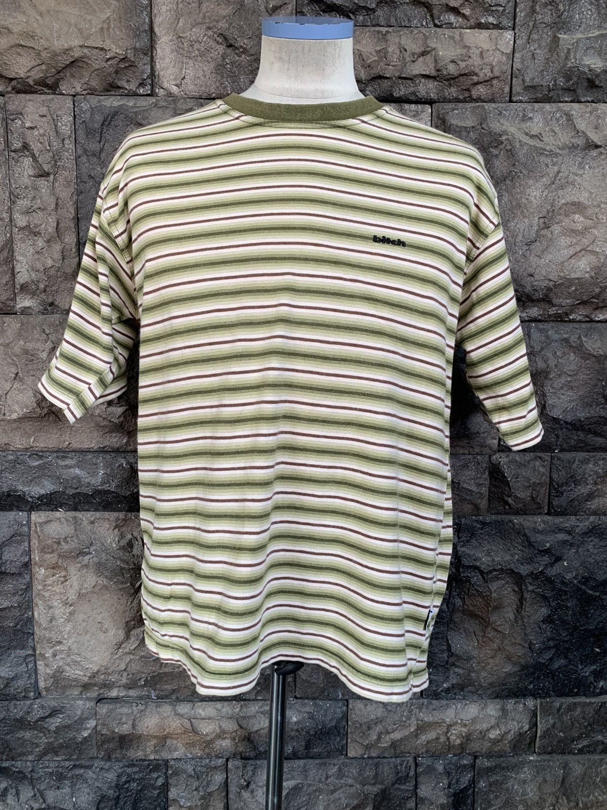 Vintage Vintage 90s Bitch Skateboards T shirt Size US L / EU 52-54 / 3 - 1 Thumbnail