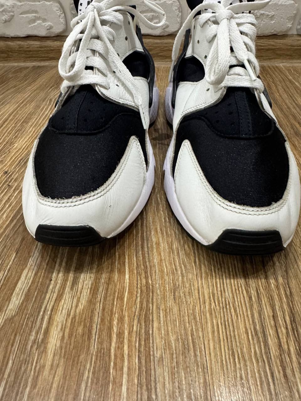 Nike Nike Air Huarache Black White Panda Size US 11 / EU 44 - 3 Thumbnail