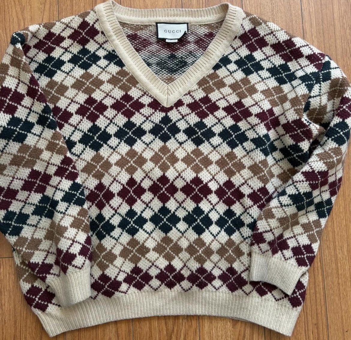Gucci Gucci Beige Argyle V Neck Size US L / EU 52-54 / 3 - 1 Thumbnail