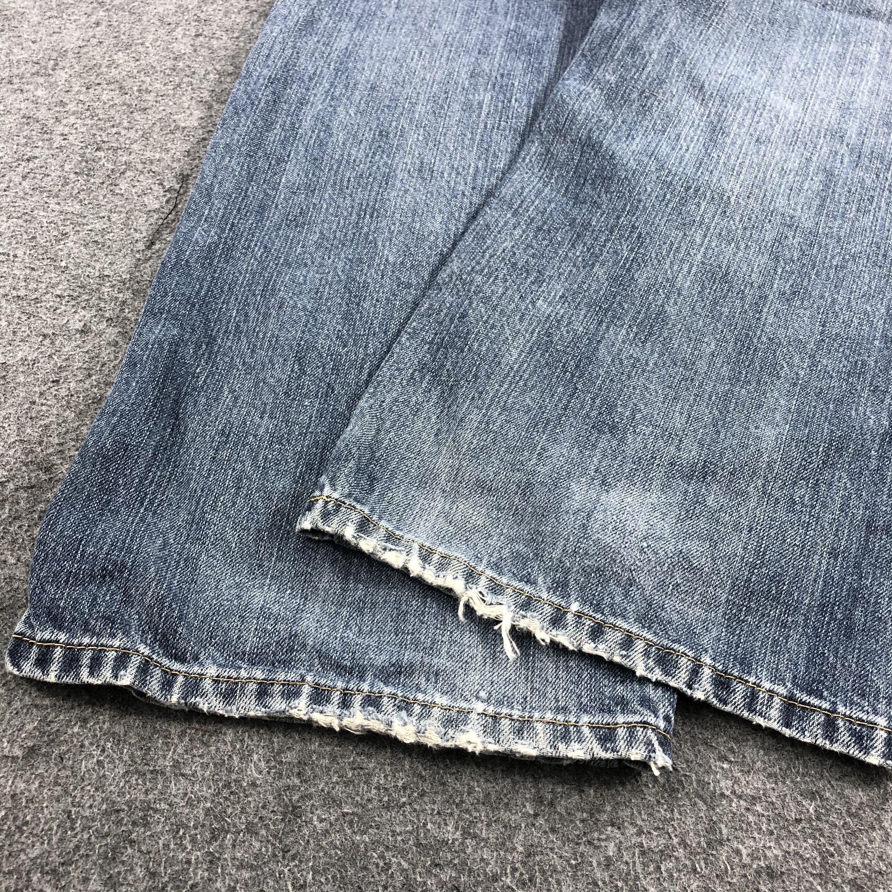 Levi's Vintage Levis 559 Jeans Faded Blue Denim KJ448 Size US 36 / EU 52 - 6 Thumbnail