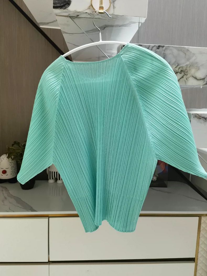 Issey Miyake issey miyake size:3 Tiffany green pleated short sleeve Size XXS / US 00 / IT 34 - 4 Thumbnail