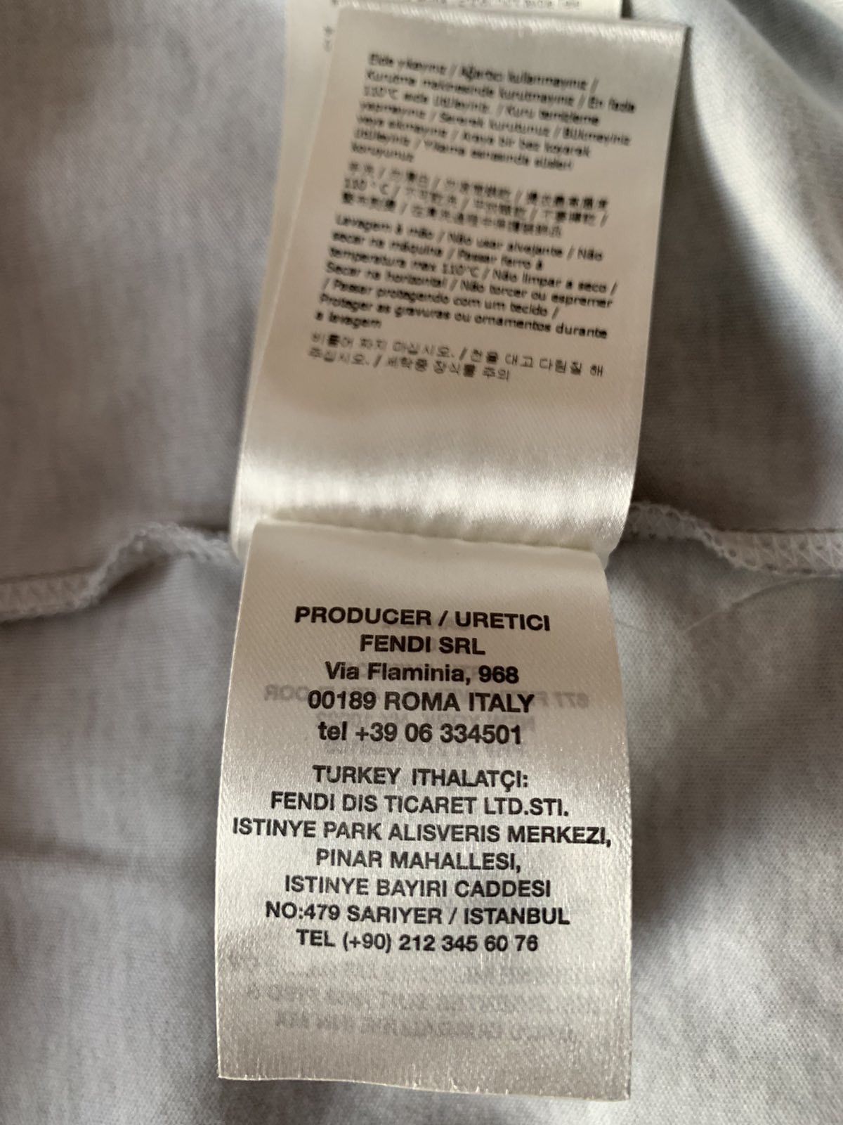 Fendi 🔥 Fendi Graffiti T-Shirt Size US M / EU 48-50 / 2 - 7 Thumbnail