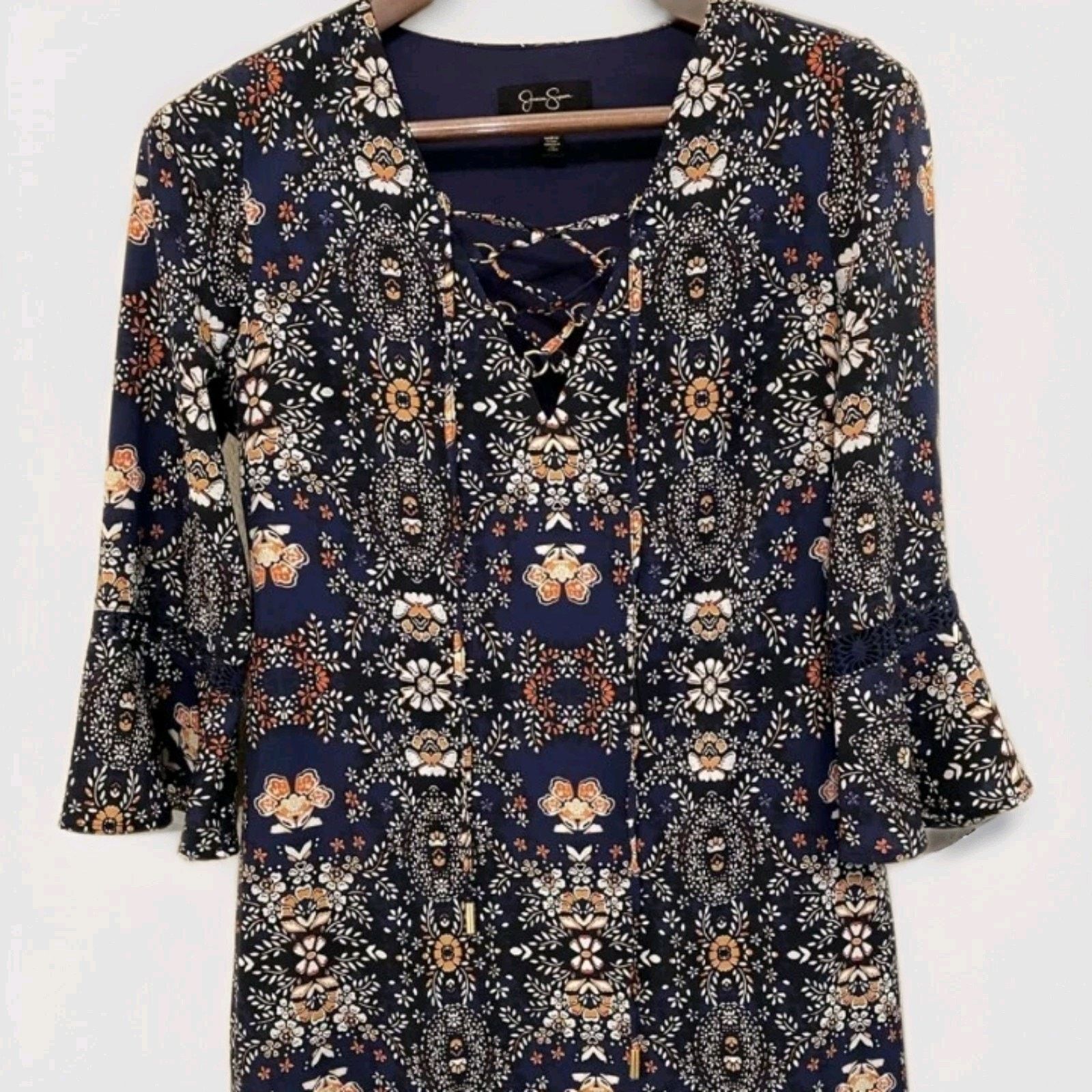 Jessica Simpson Jessica Simpson Dress XS 2-4 Floral Shift 3/4 Bell Sleeve Size XS / US 0-2 / IT 36-38 - 4 Thumbnail