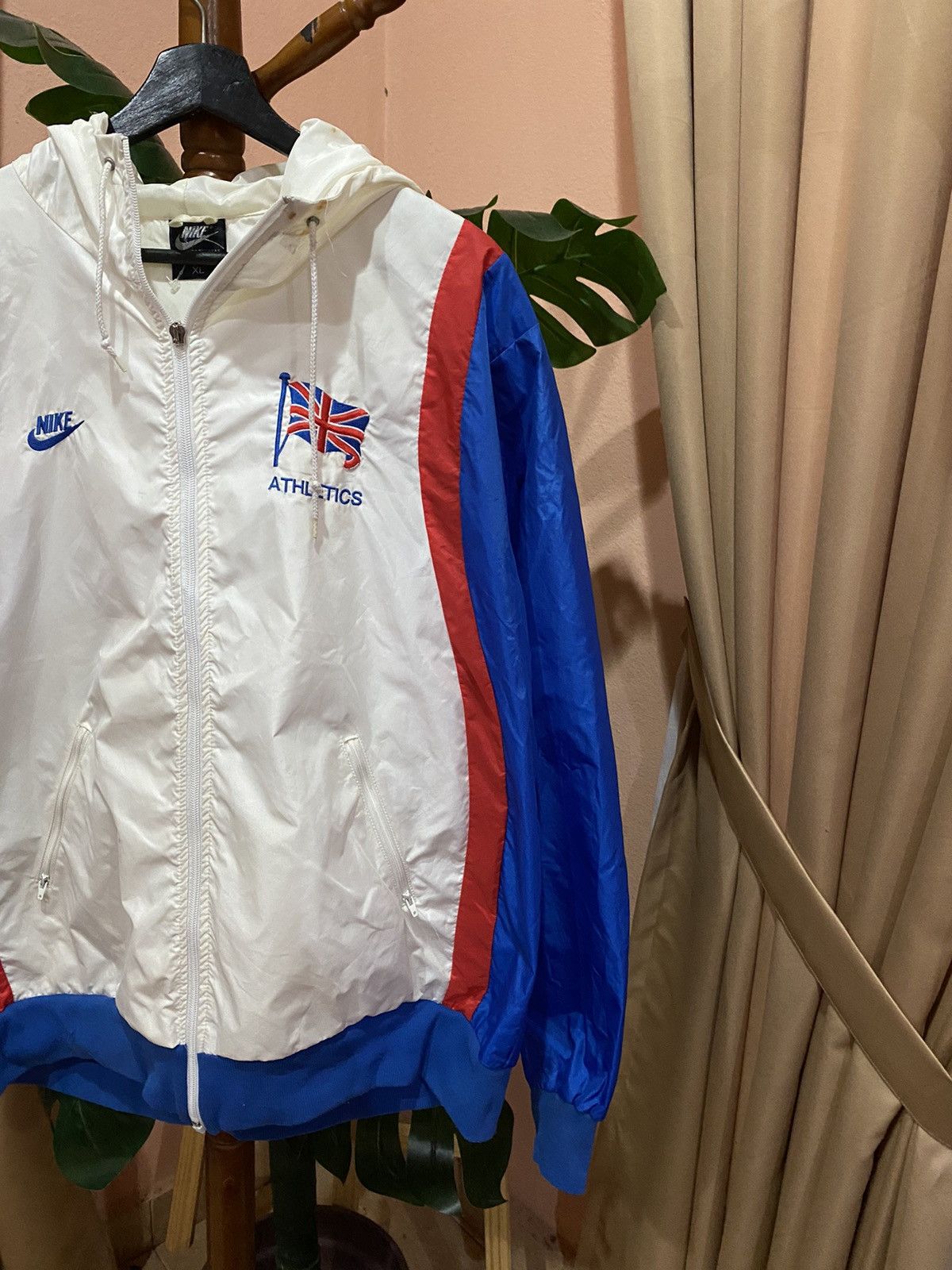 Nike Vintage Nike Athletics Jacket | Retro UK-Made Windbreaker Size US XL / EU 56 / 4 - 5 Thumbnail