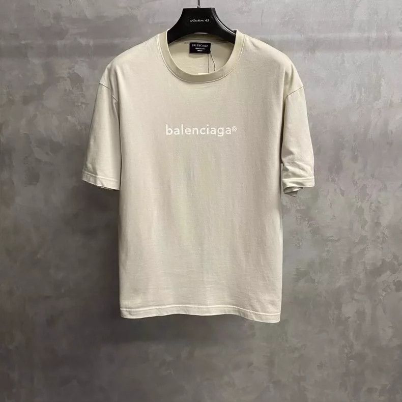Balenciaga Balenciaga Milk tea printed logo short sleeves Size US XS / EU 42 / 0 - 1 Thumbnail