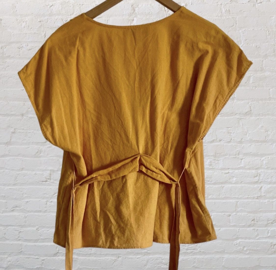 Other LIPSLIDE MUSTARD SHORT SLEEVE BUTTON UP BELTED BLOUSE TOP Size L / US 10 / IT 46 - 3 Thumbnail